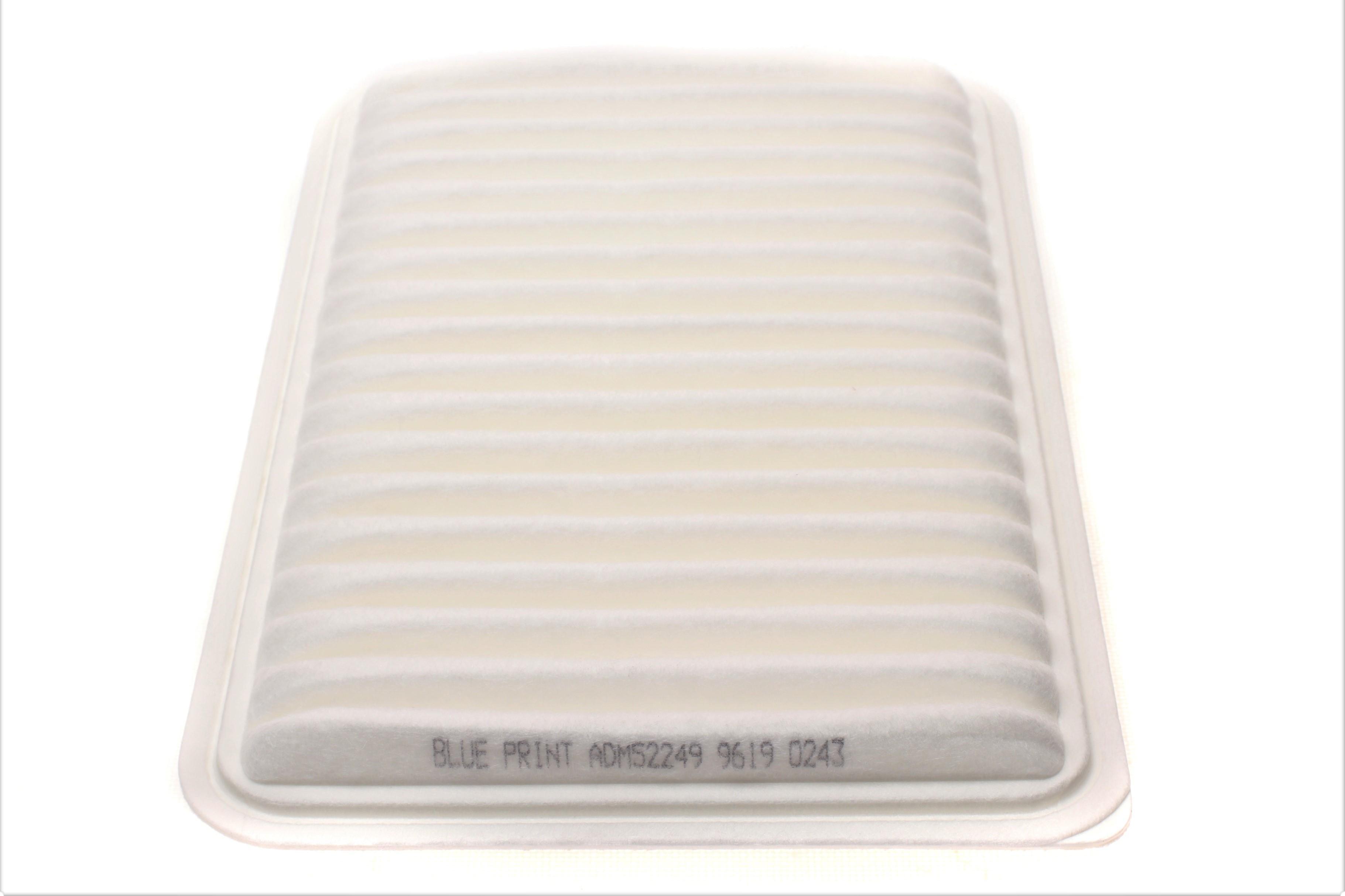 Фільтр повітряний Mazda 3 1.4/1.6i 03-15