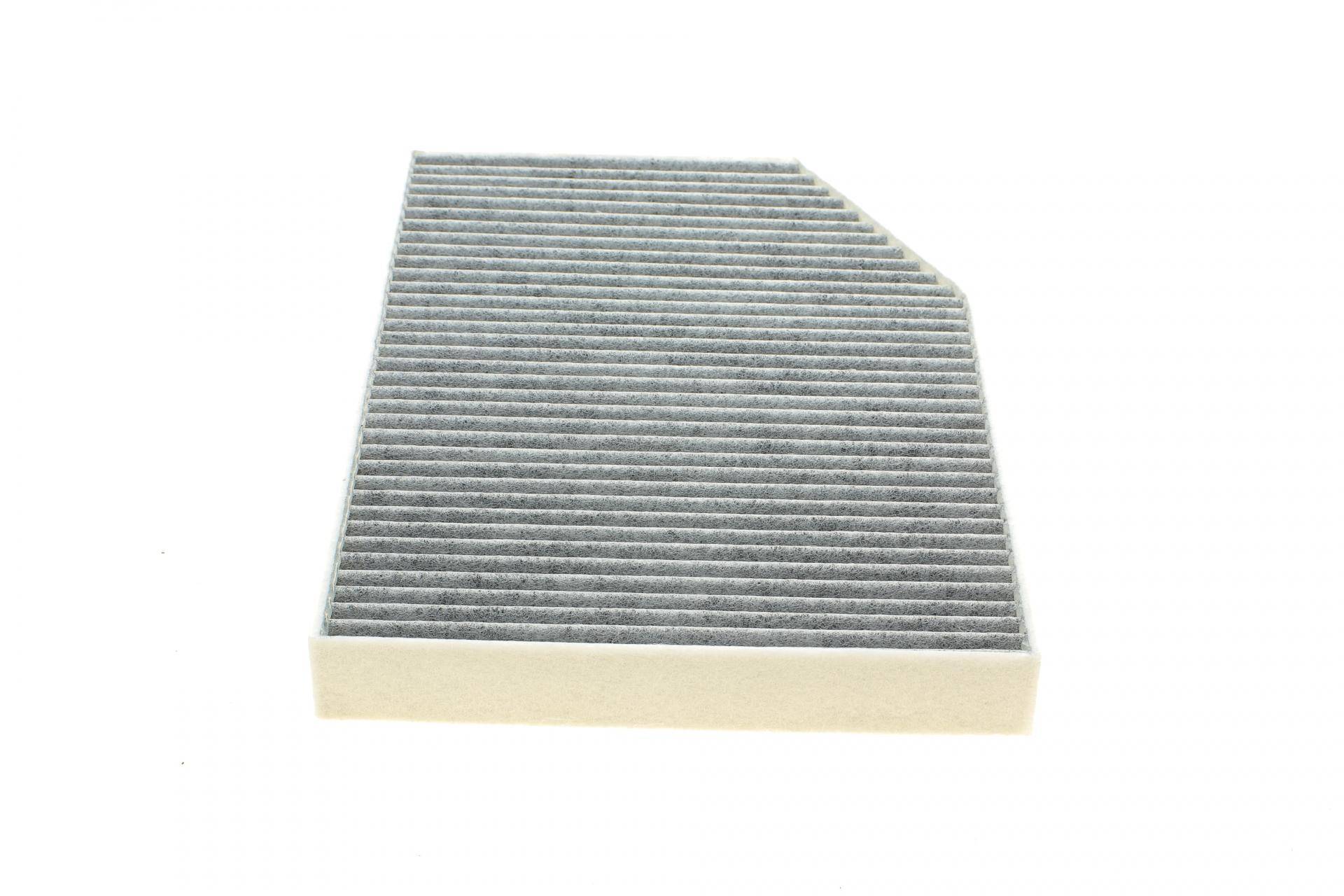 Фільтр салону BMW 3 (G20/G20)/X3 (G01/F97)/X4 (G02/F98) 17-(вугільний)