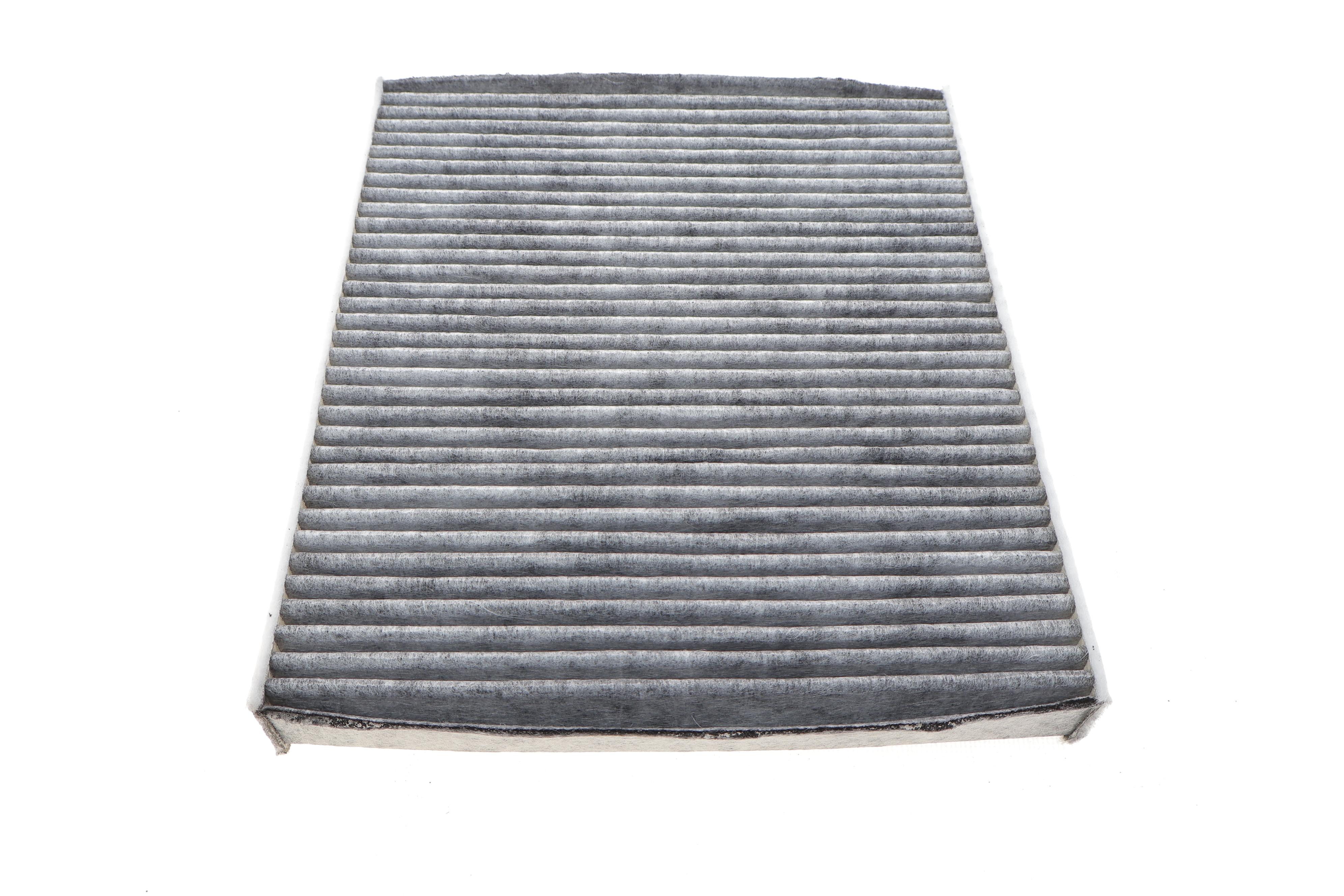 Фільтр салону Skoda Fabia/Roomster/VW Polo 99-10 (вугільний)