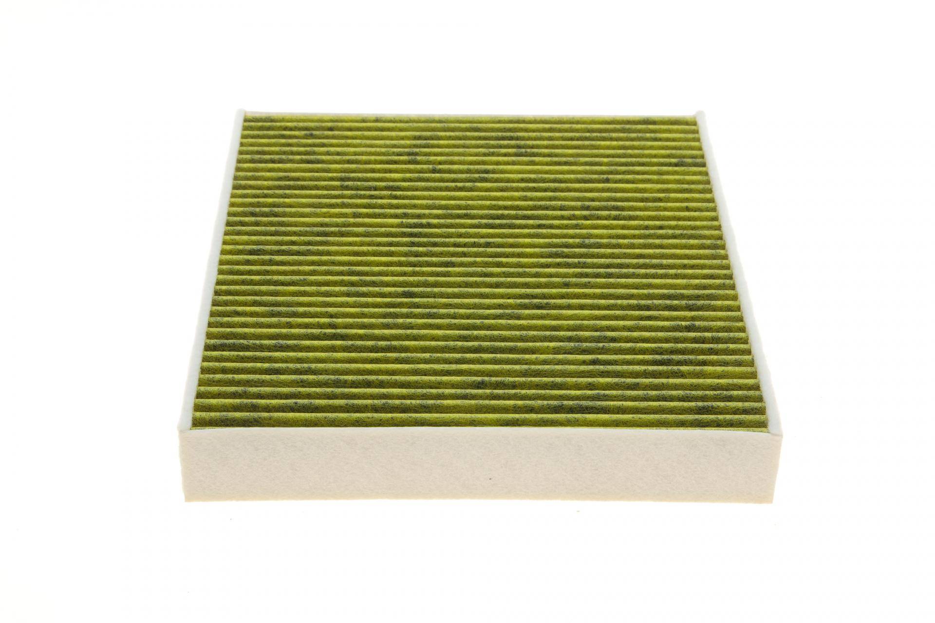 Фільтр салону VW Polo/Skoda Fabia 99-/Rapid 11-/Seat Ibiza 02- (вугільний/антибактеріальний)