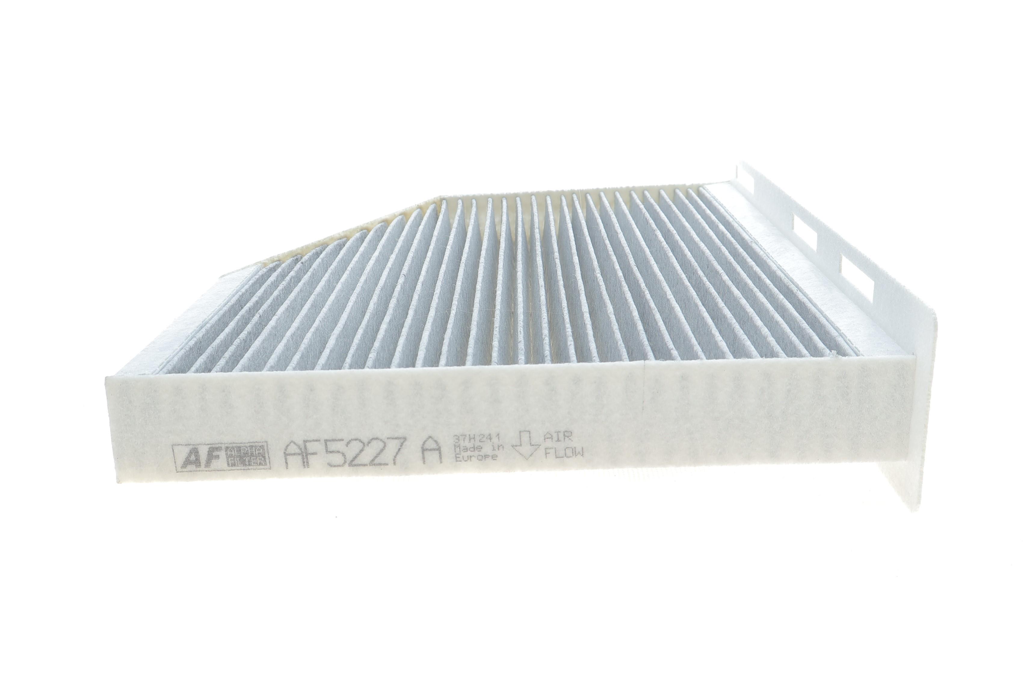 Фільтр салону VW Caddy 1.9TDI 03- (вугільний)