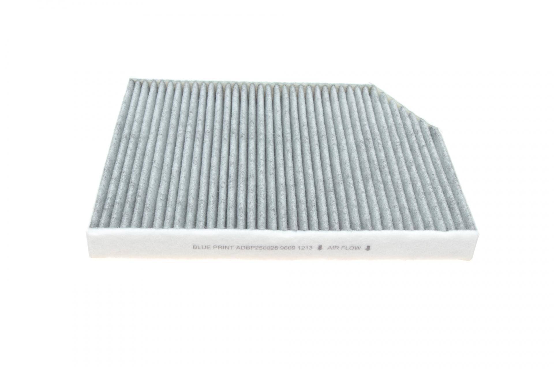 Фільтр салону Audi E-tron 20-/Porsche Panamera 16- (вугільний)