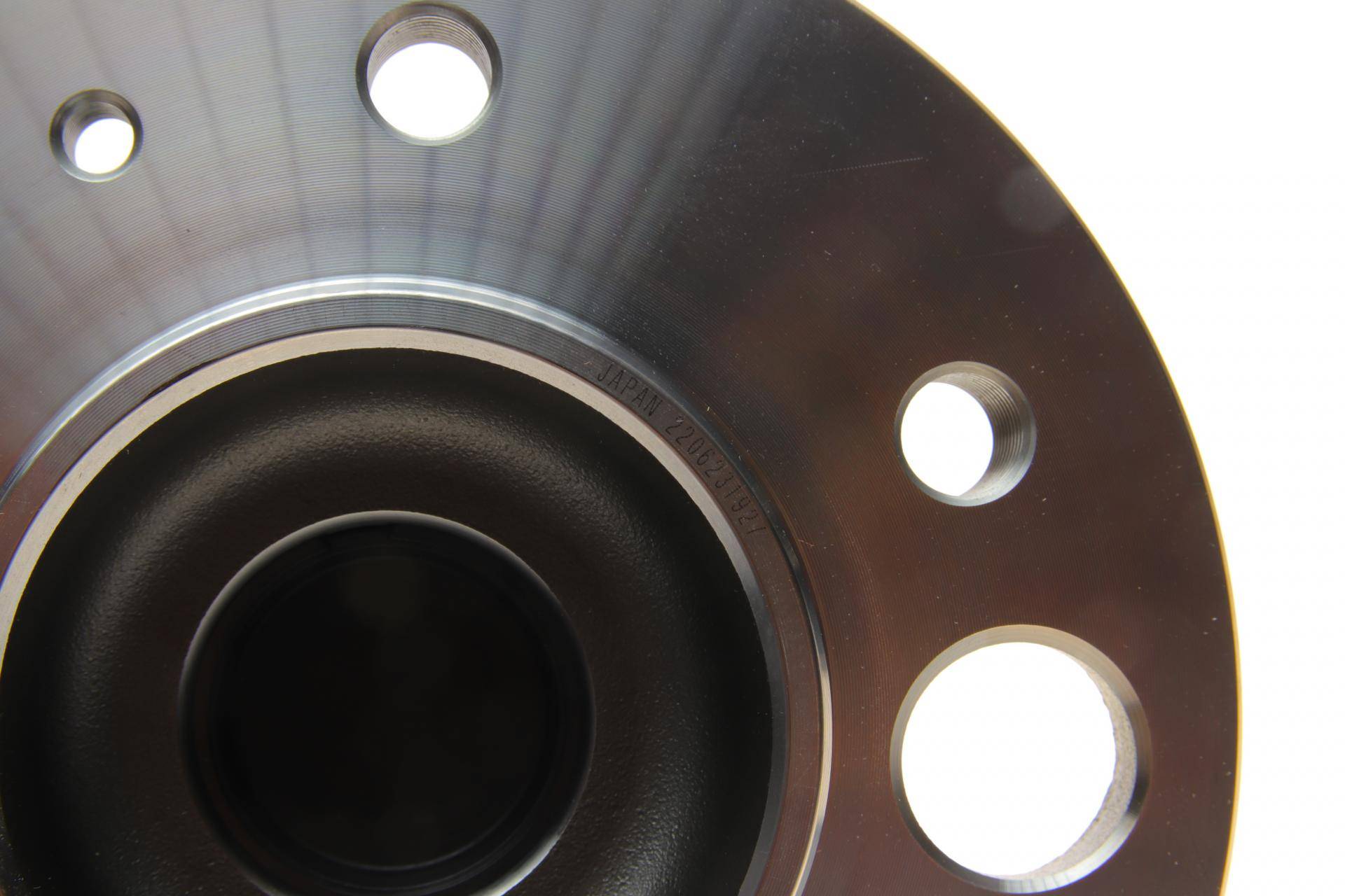 Підшипник маточини (задньої) MB Sprinter (B906/B907) 06-/ VW Crafter 06-16