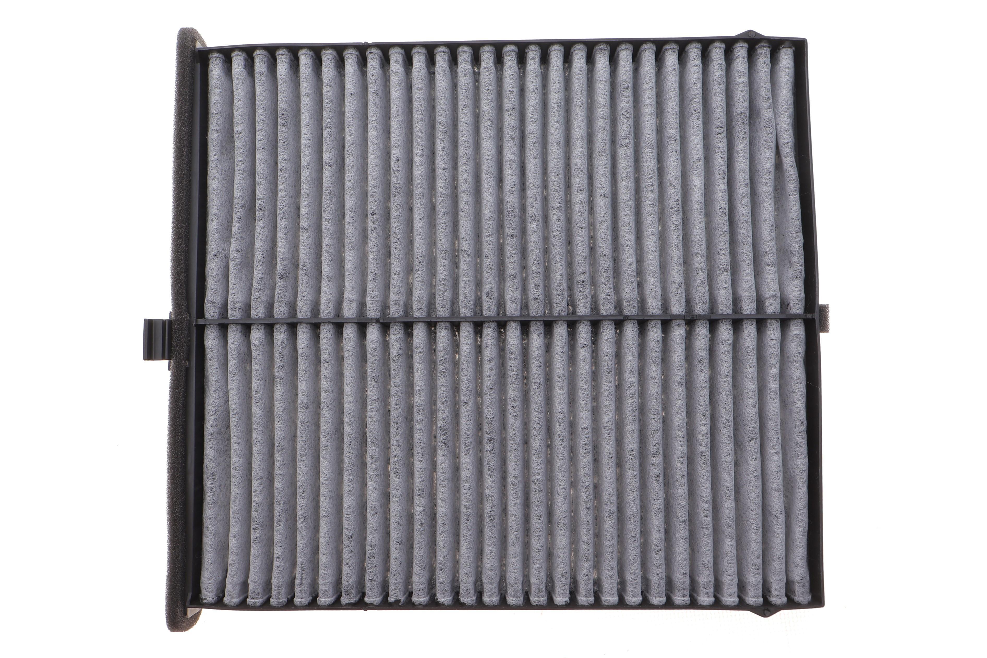 Фільтр салону Mazda 3/6/CX-5 1.5-2.5 11- (вугільний)