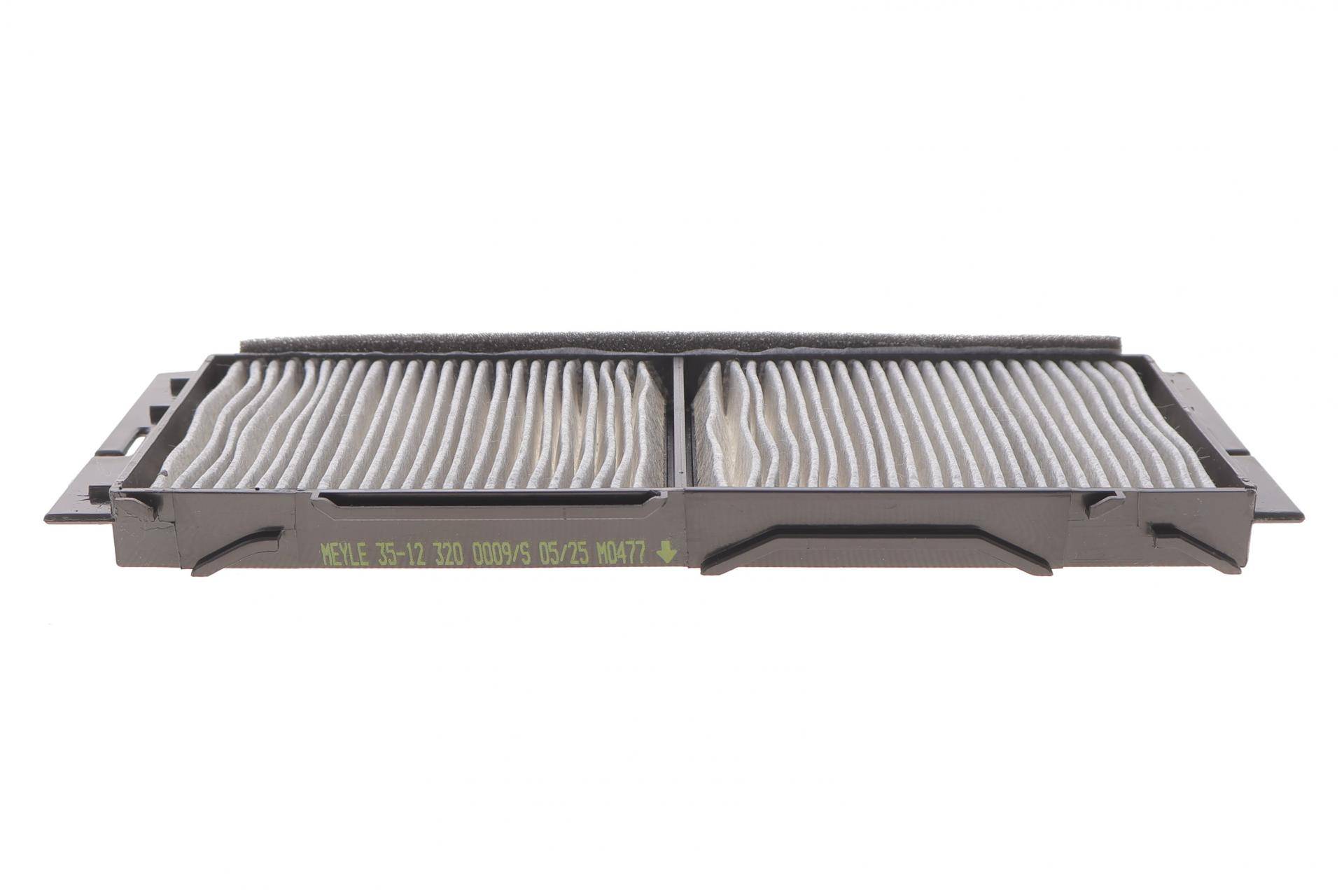 Фільтр салону Mazda 3 08-14 (вугільний)