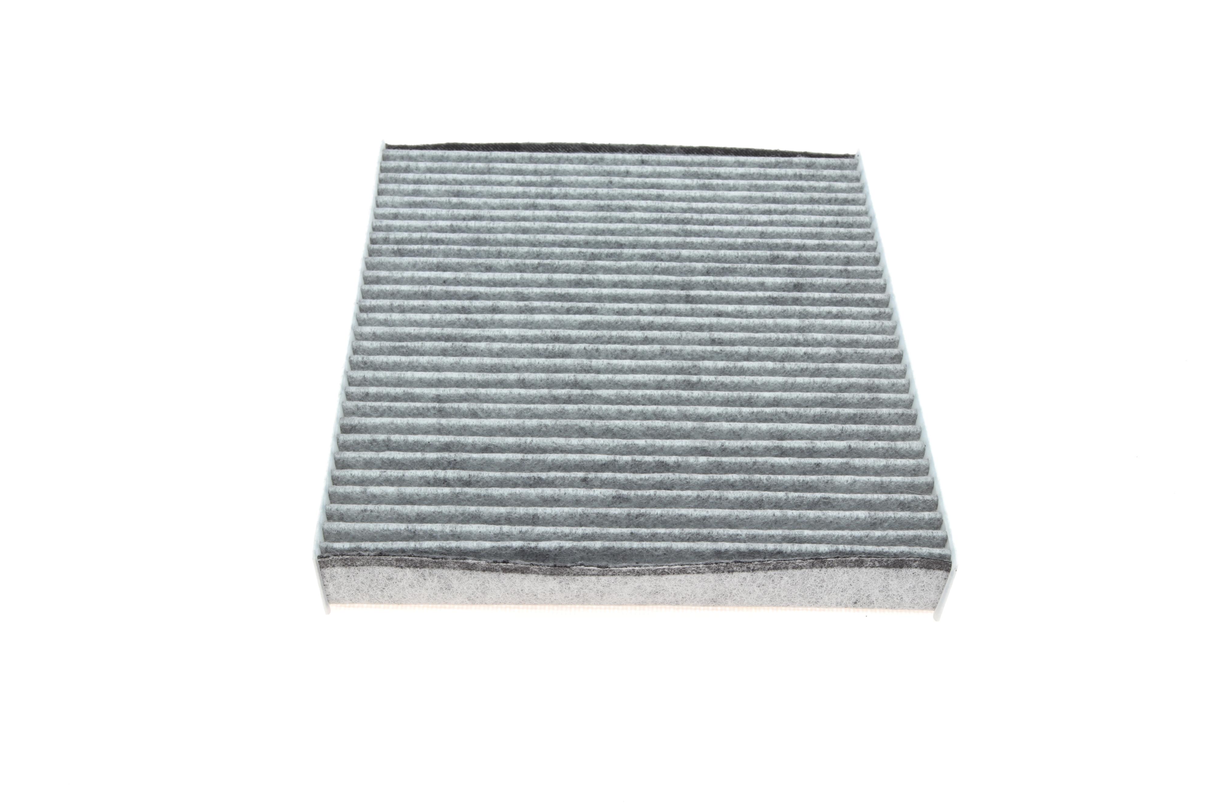 Фільтр салону Alfa Romeo Spider 06-11 (вугільний)