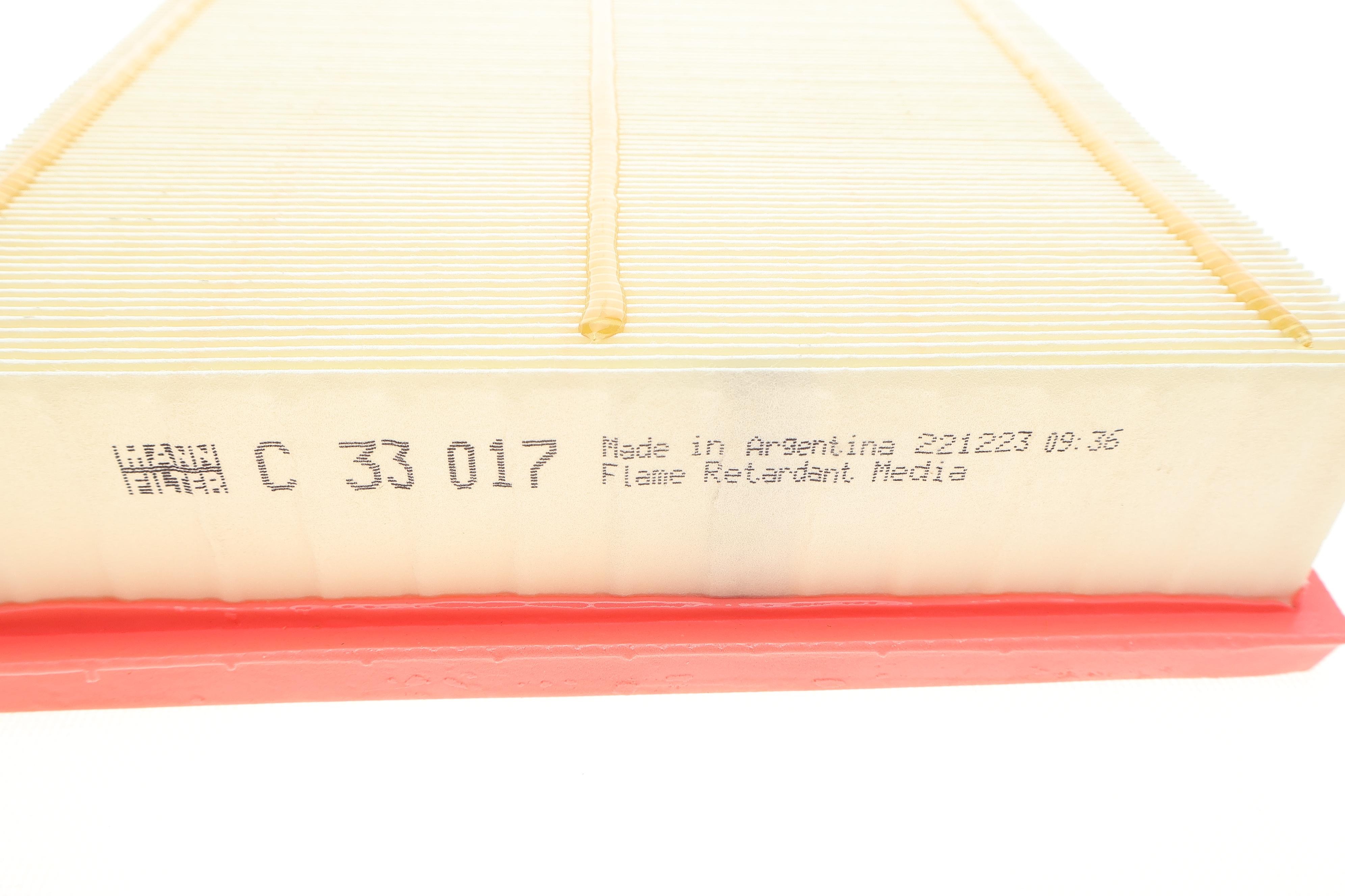 Фільтр повітряний Toyota Hilux VIII 2.4D/2.8D/2.7 15-