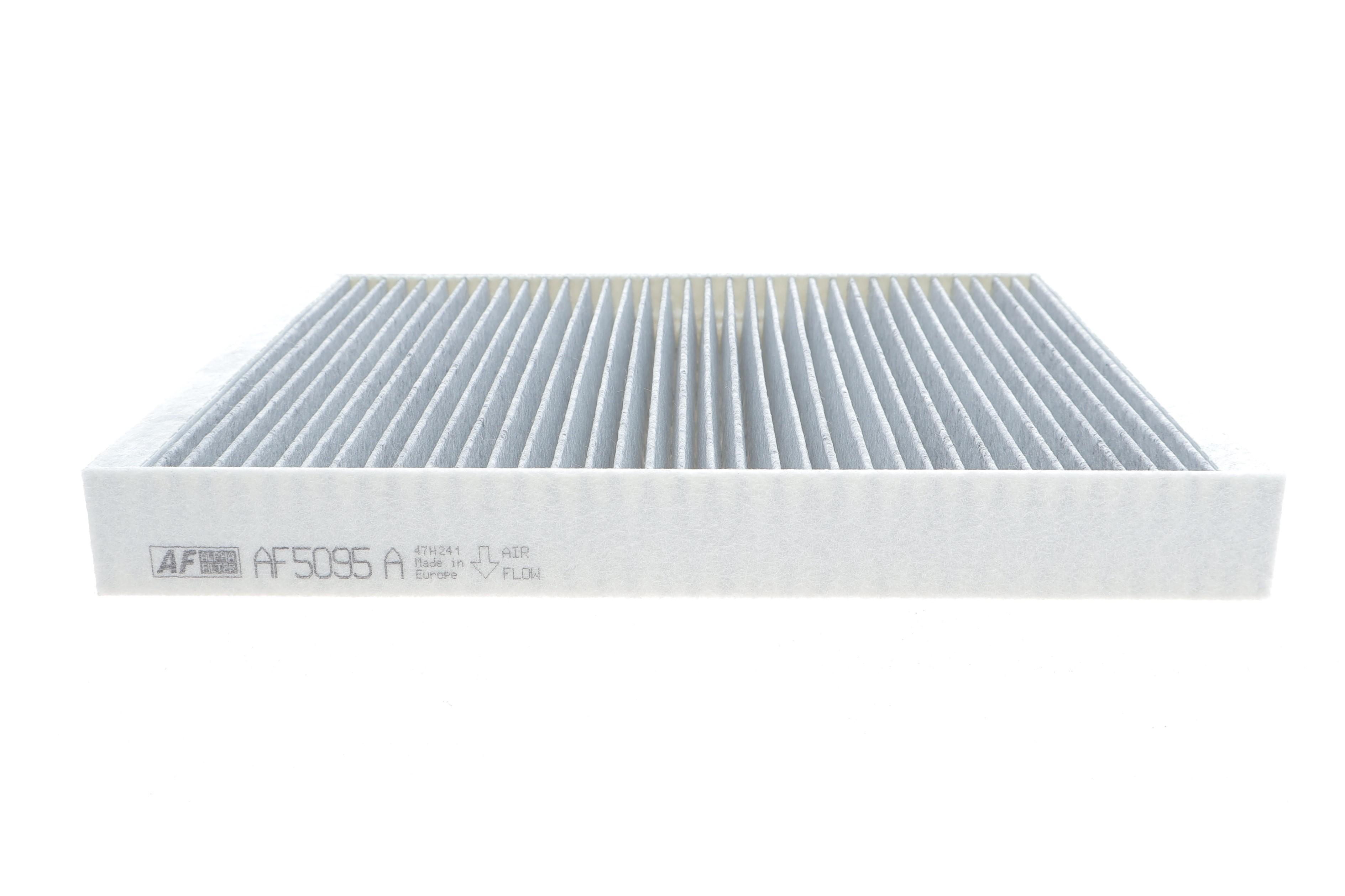 Фільтр салону BMW 5 (E39) 95-04 (вугільний) (к-кт 2шт.)