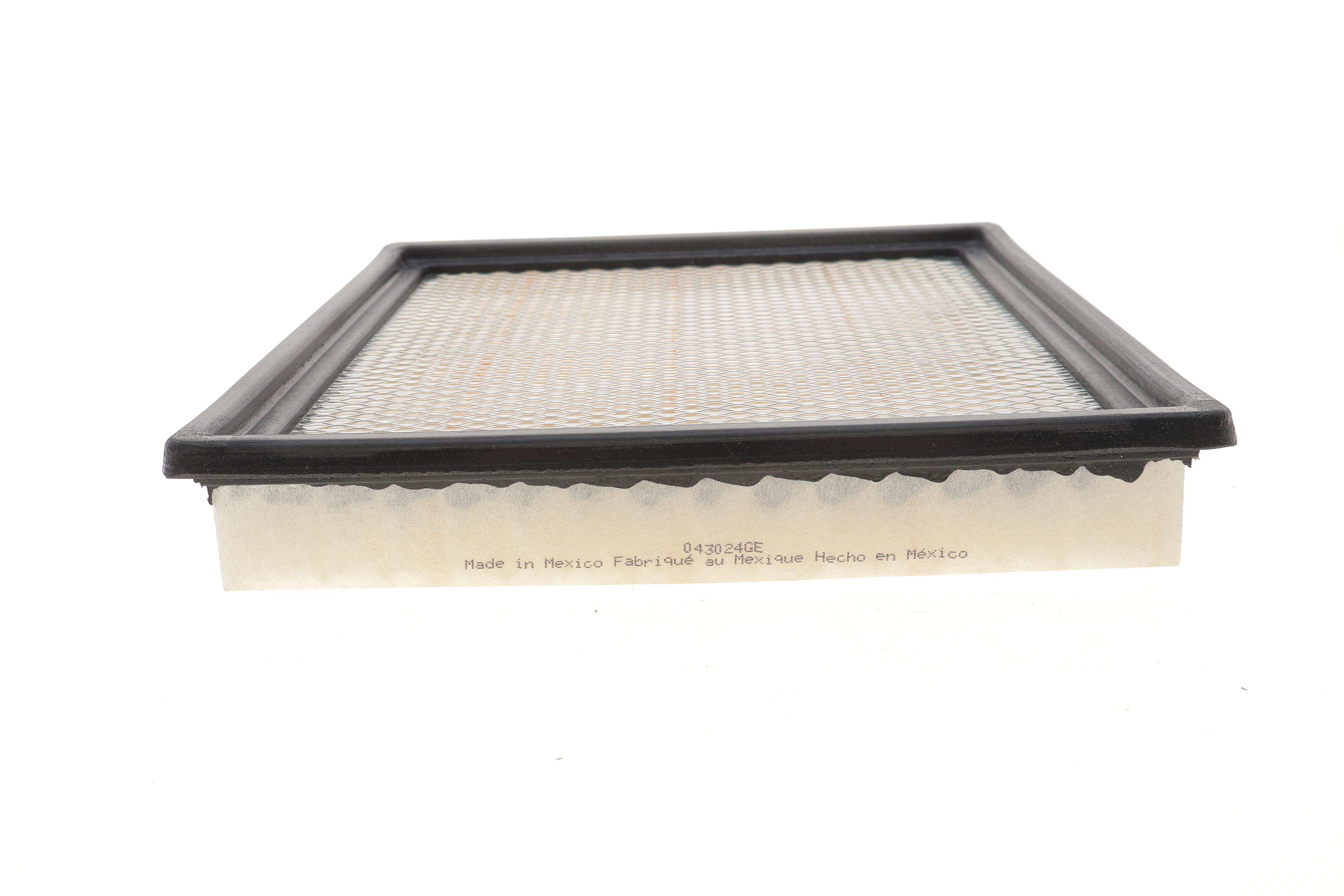 Фільтр повітряний Chevrolet Colorado 2.5 03-12