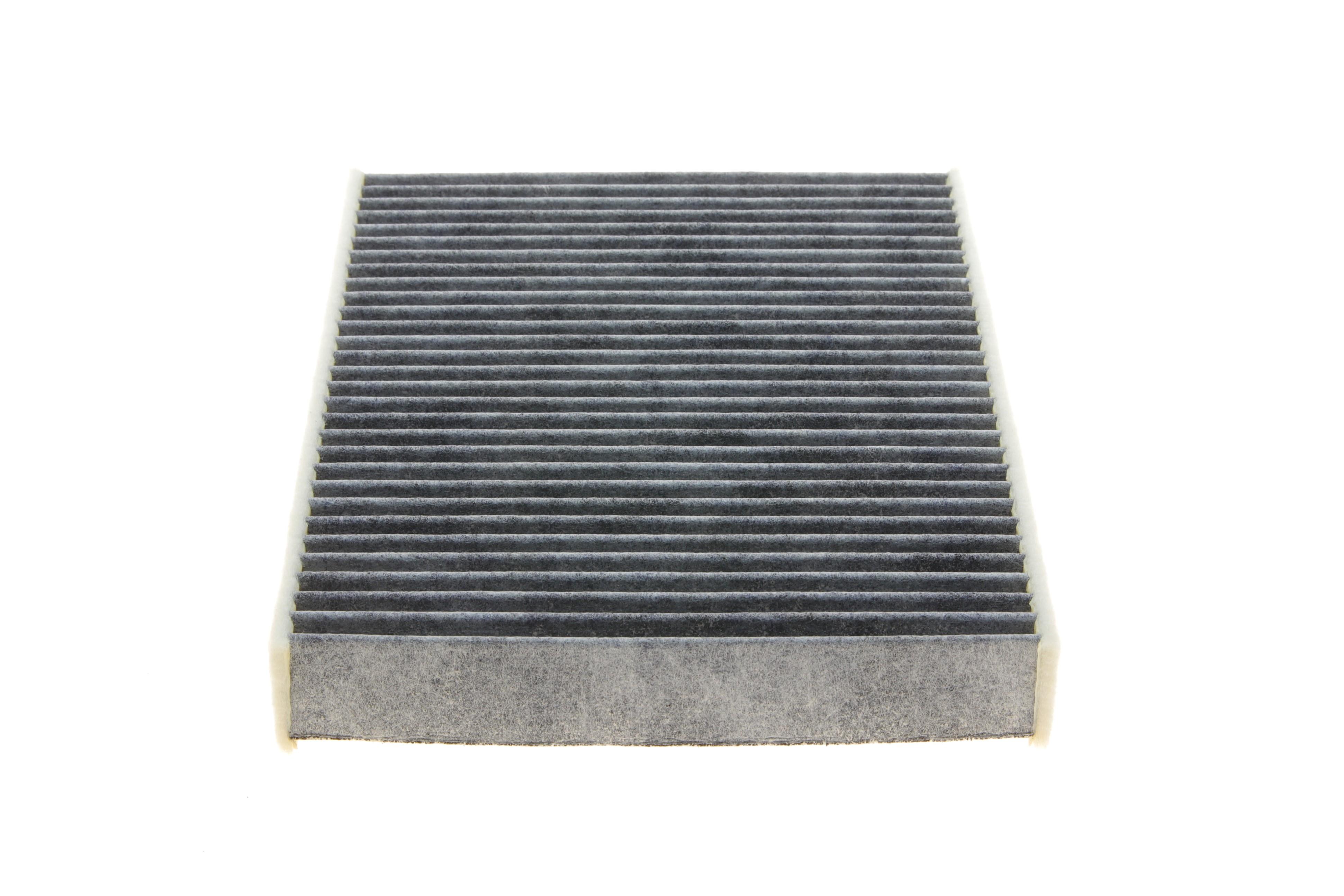 Фільтр салону Ford Fiesta/Fusion 01- (вугільний)