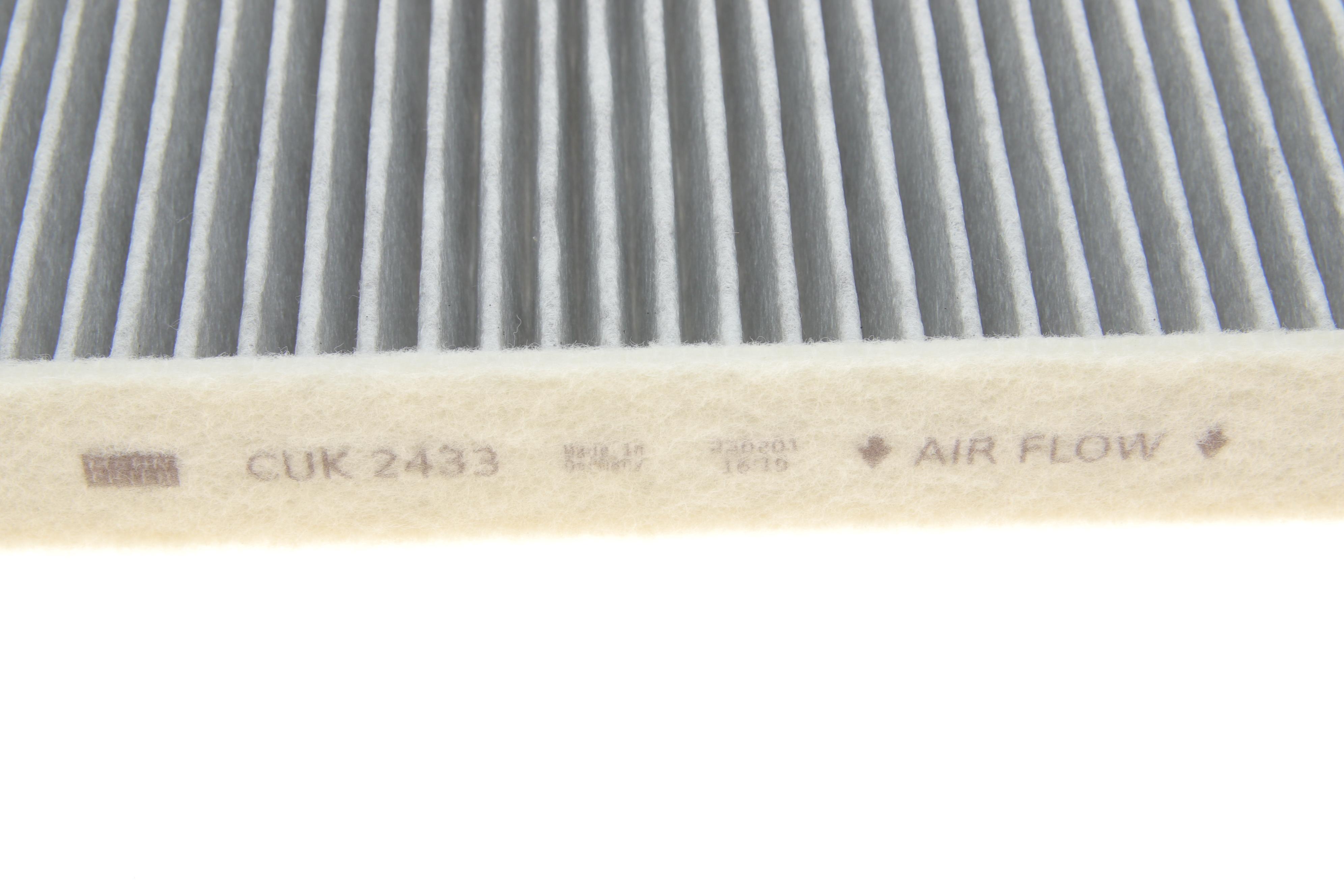 Фільтр салону Ford Fiesta/Fusion 01- (вугільний)