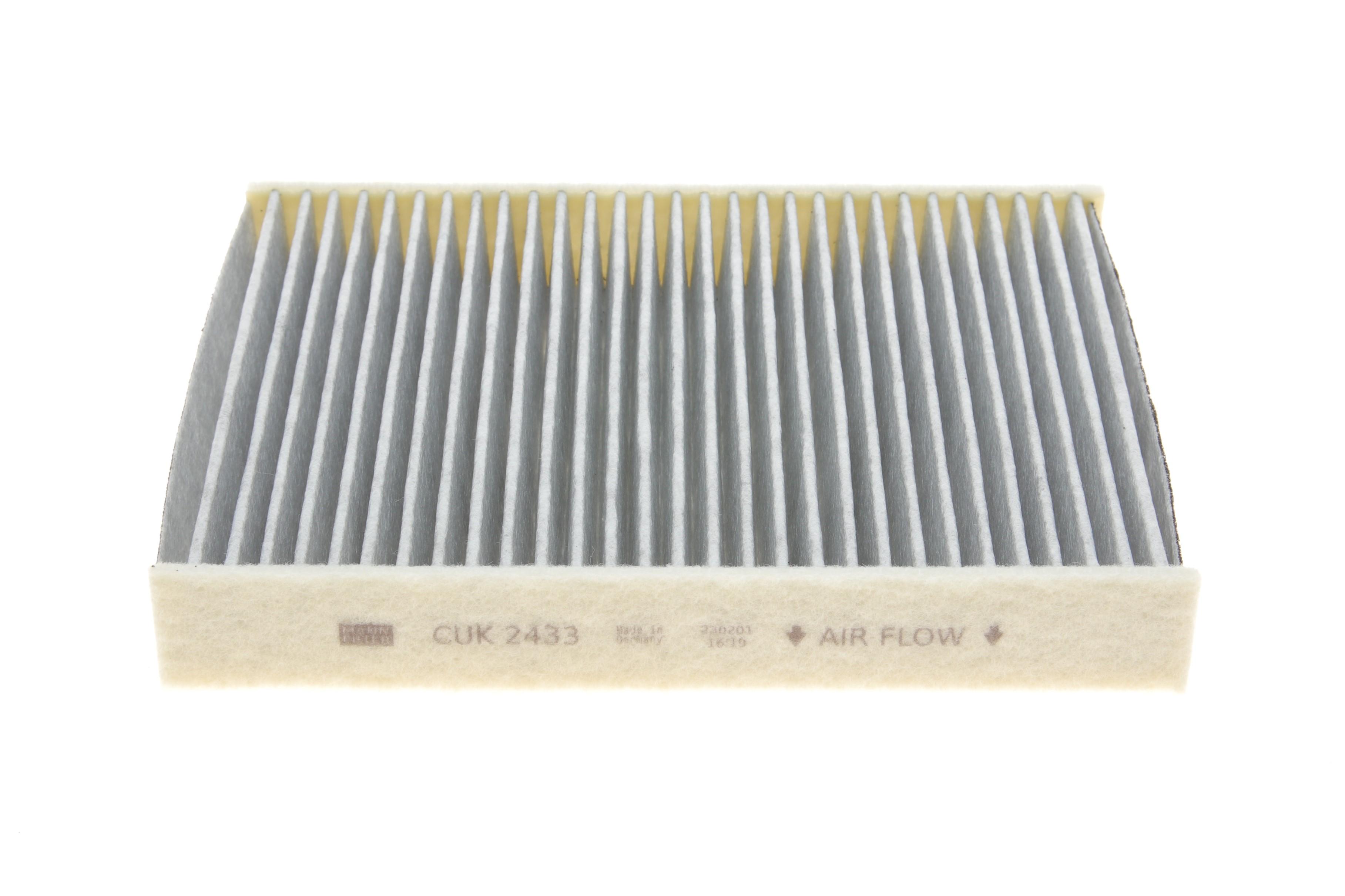 Фільтр салону Ford Fiesta/Fusion 01- (вугільний)