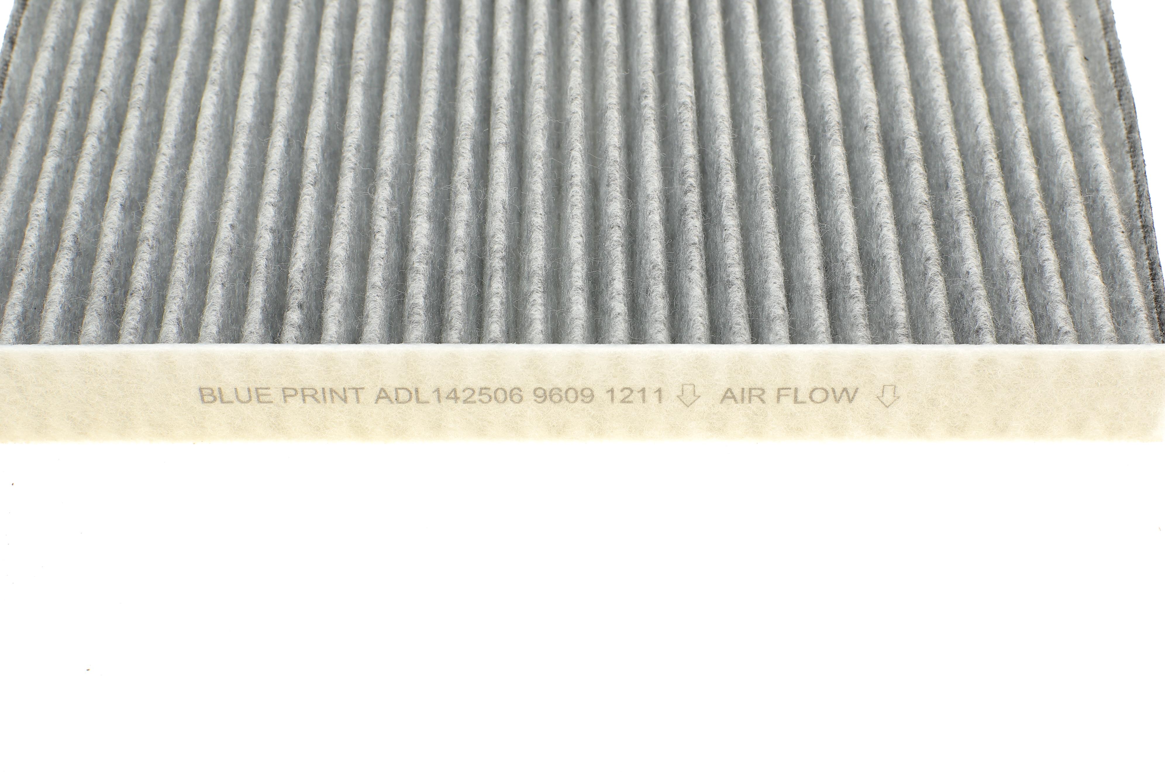 Фільтр салону Alfa Romeo Giulietta 10-20 (вугільний)