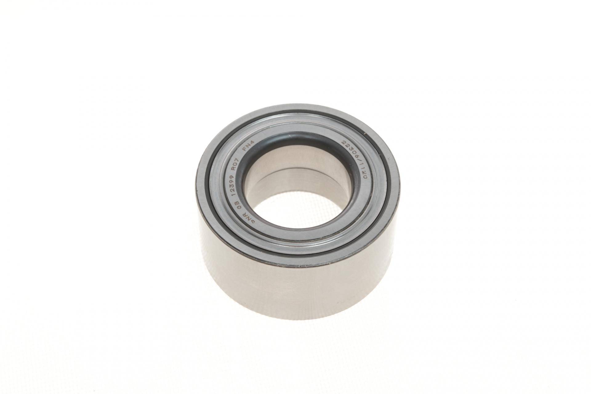 Підшипник маточини (передньої) Audi 80/VW Passat B5