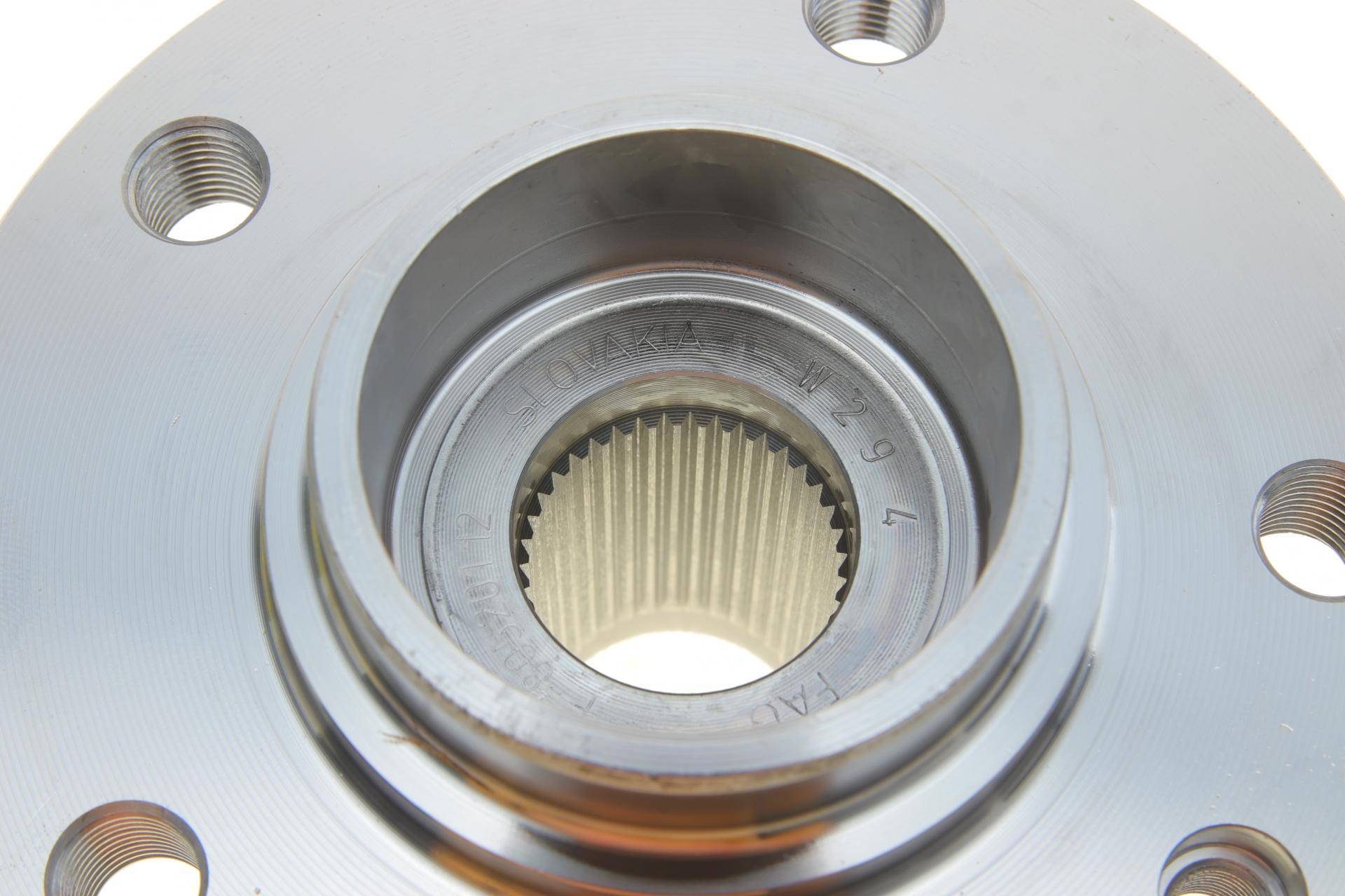 Підшипник маточини (передньої/задньої) VW T5 03-