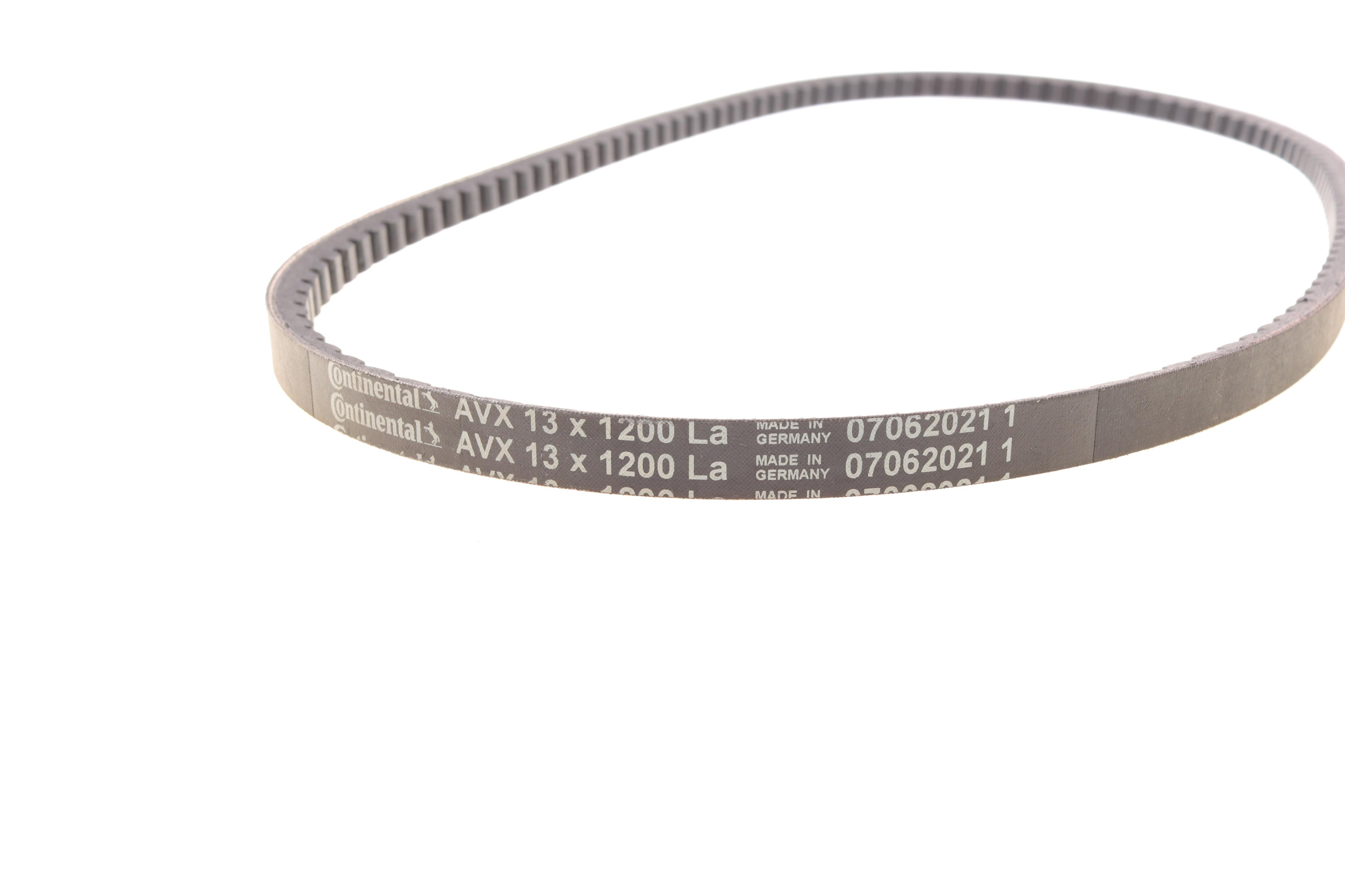 Ремінь генератора Toyota Hilux/Land Cruiser 2.4D 88-02/Ford Sierra 2.8 87-88