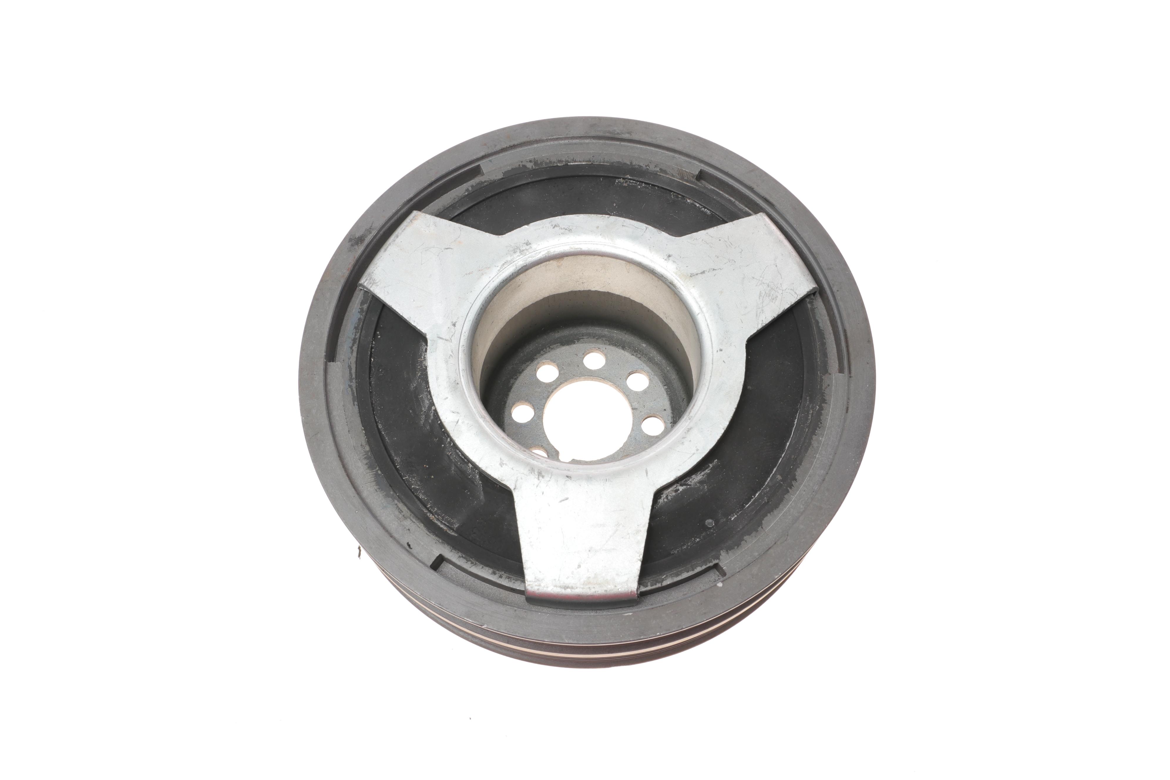 Шків колінвалу Audi A4/A6/A8/VW Passat 2.5TDI 97-05 (4PK+6PK)