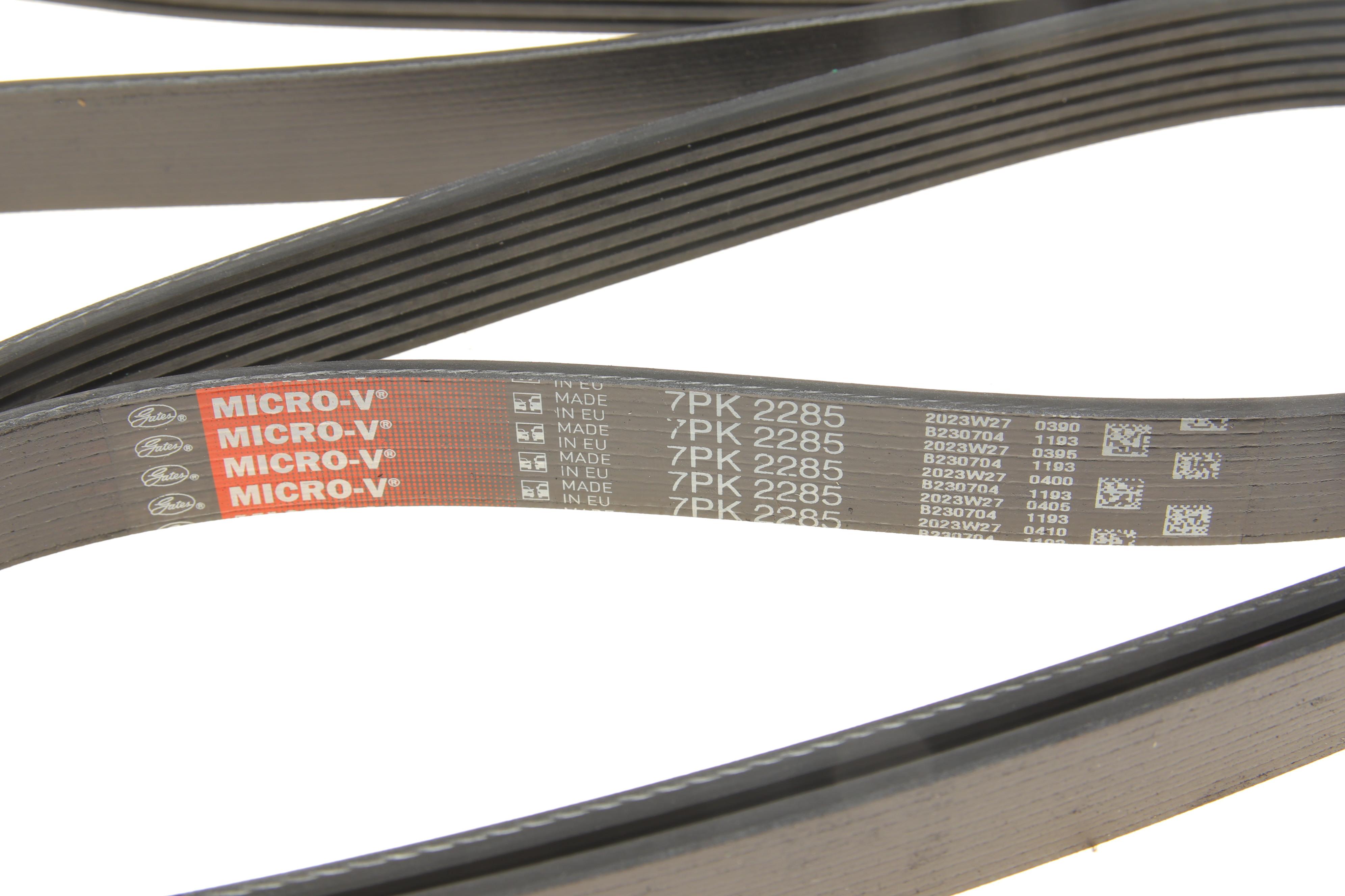 Ремінь генератора Hyundai H-1/Starex/Kia Sorento 2.5 CRDI 01-