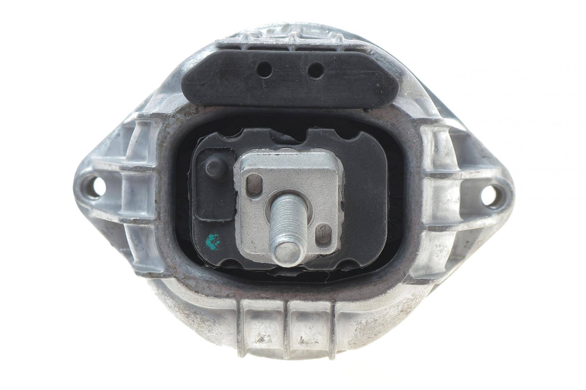 Подушка двигуна (L) BMW 1 (E81/E82/E88)/3 (E90/E91/E92/E93)/X1 (E84) 04-15 N46/N45/N43/N20