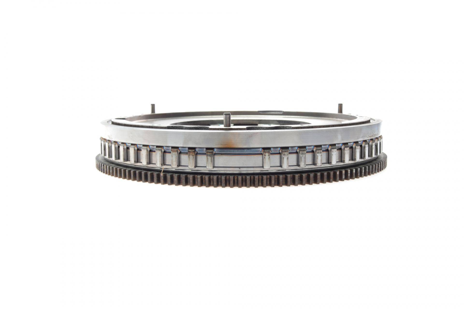 Демпфер зчеплення Volvo S60/S80/V70/XC70/XC90 2.4D/D5, 01-10, 96/120kw, (D5244T)