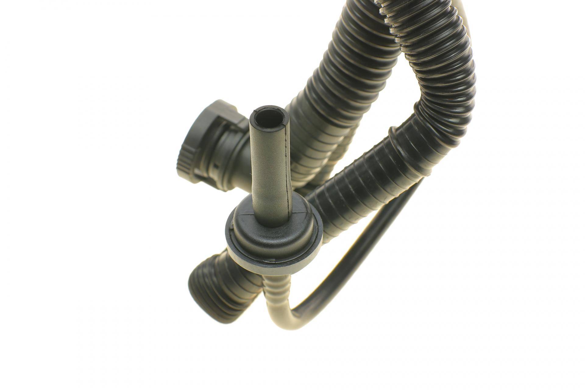 Трубка вентиляції картера Audi A4/A6 2.4/3.2FSI 05-09