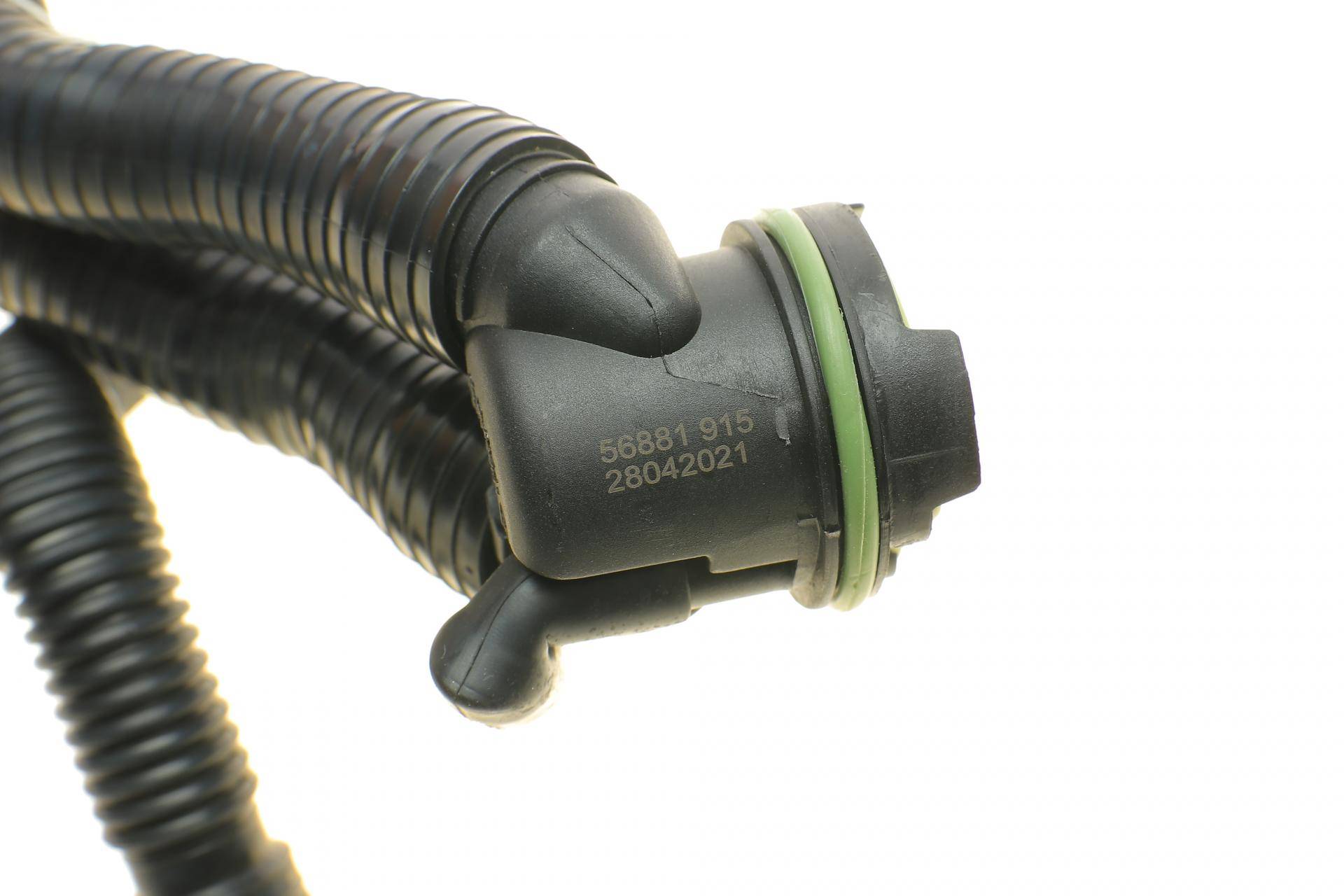 Трубка вентиляції картера Audi A4/A6 2.4/3.2FSI 05-09