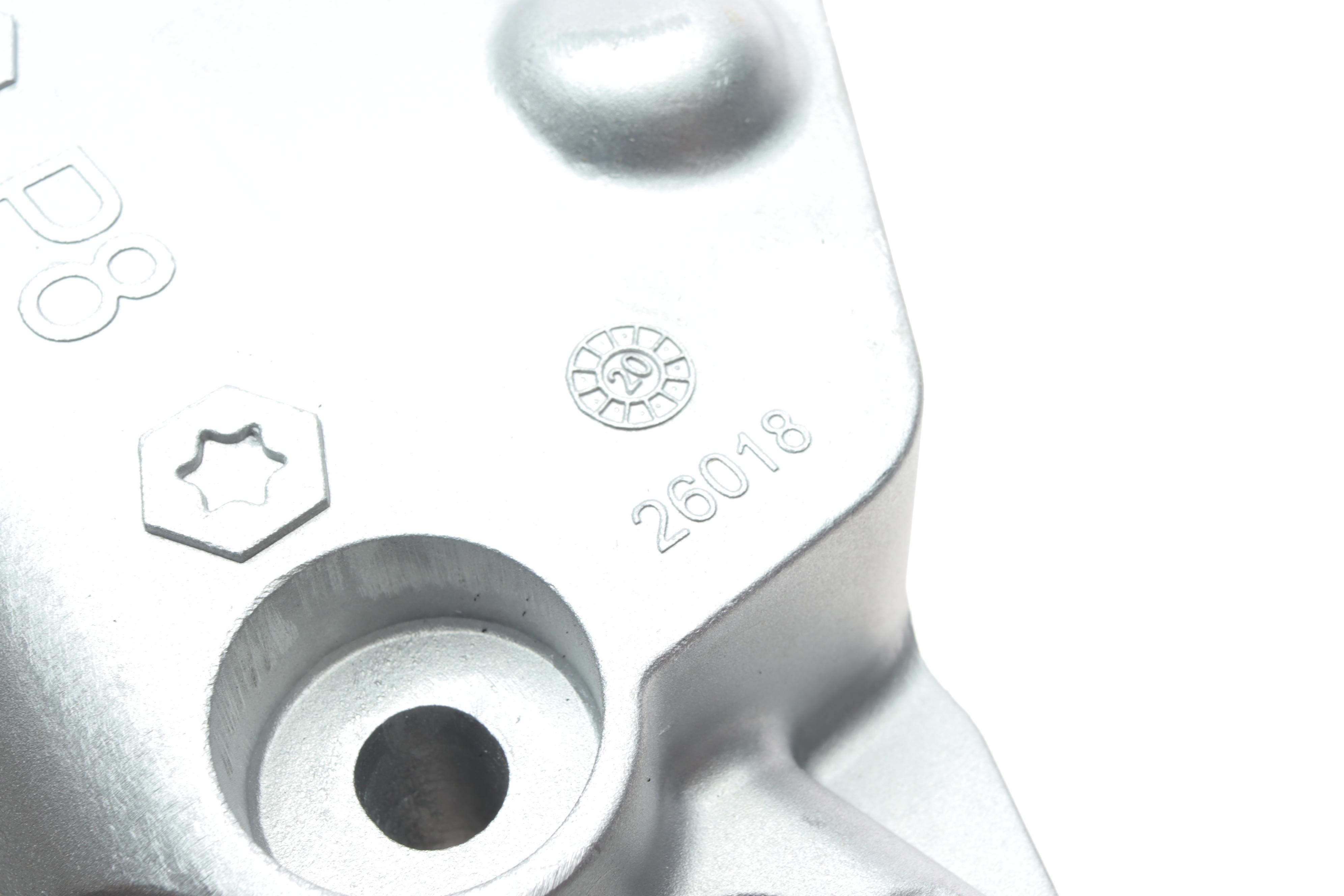 Подушка двигуна (R) Renault Megane 2.0 TCe 08-