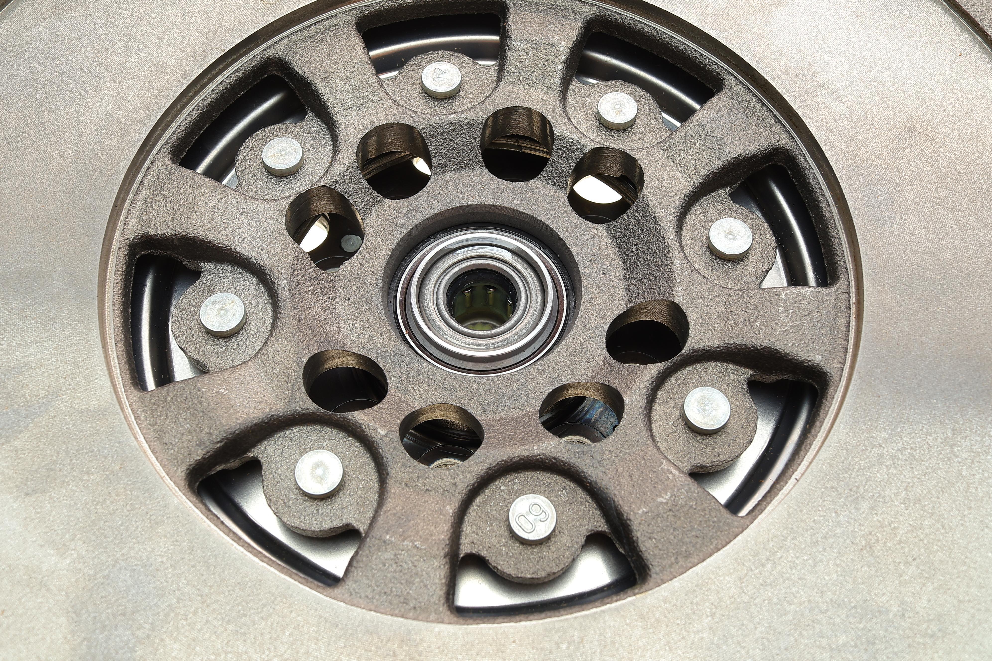 Демпфер зчеплення MB Sprinter (B907,B910) 319/419/519 3.0CDI, 02/18-, OM642.899, 140kw