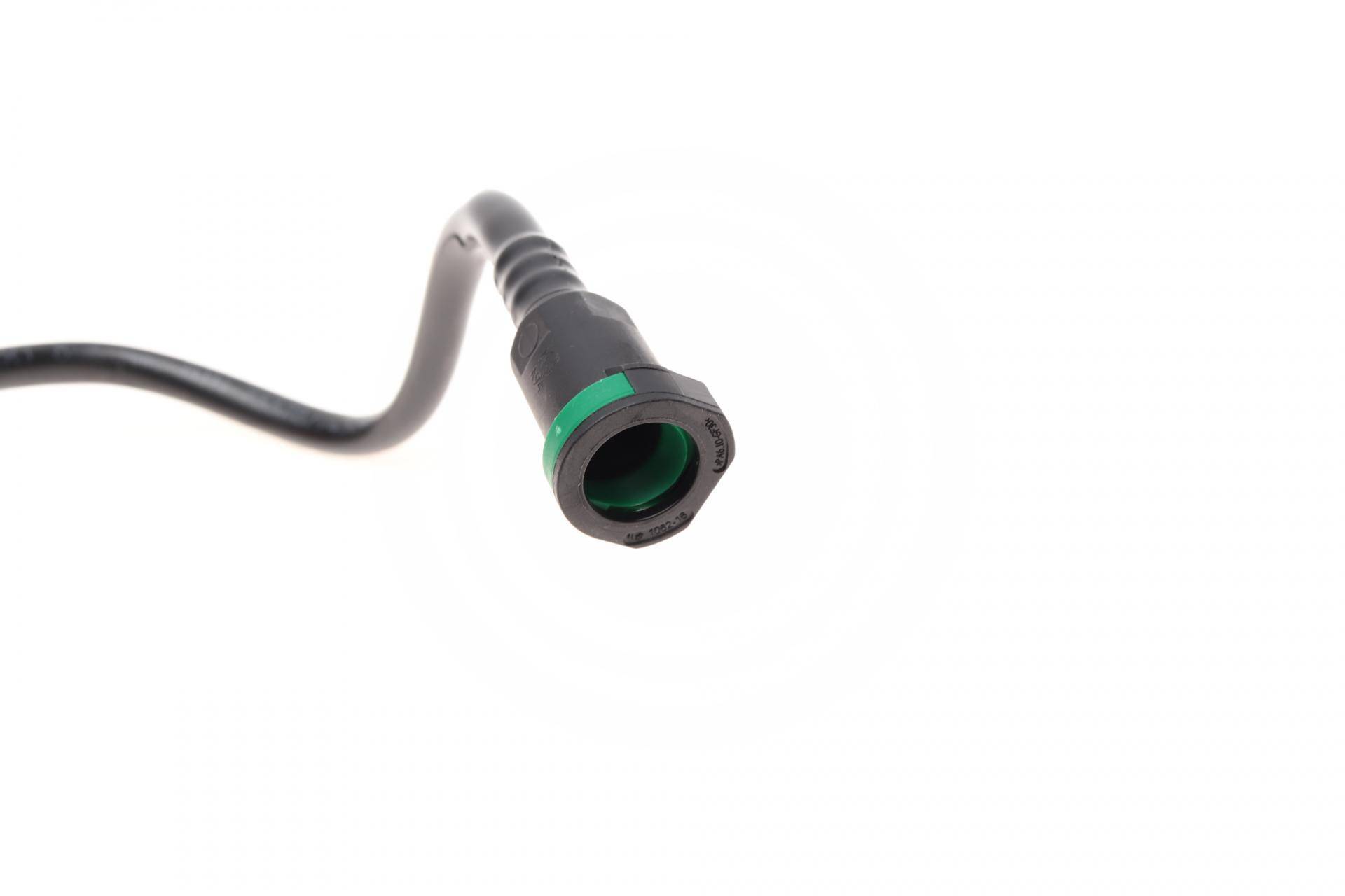 Шланг зливний Citroen C2/C3/C4/C5 III/Peugeot 207/308 1.6HDi 04-