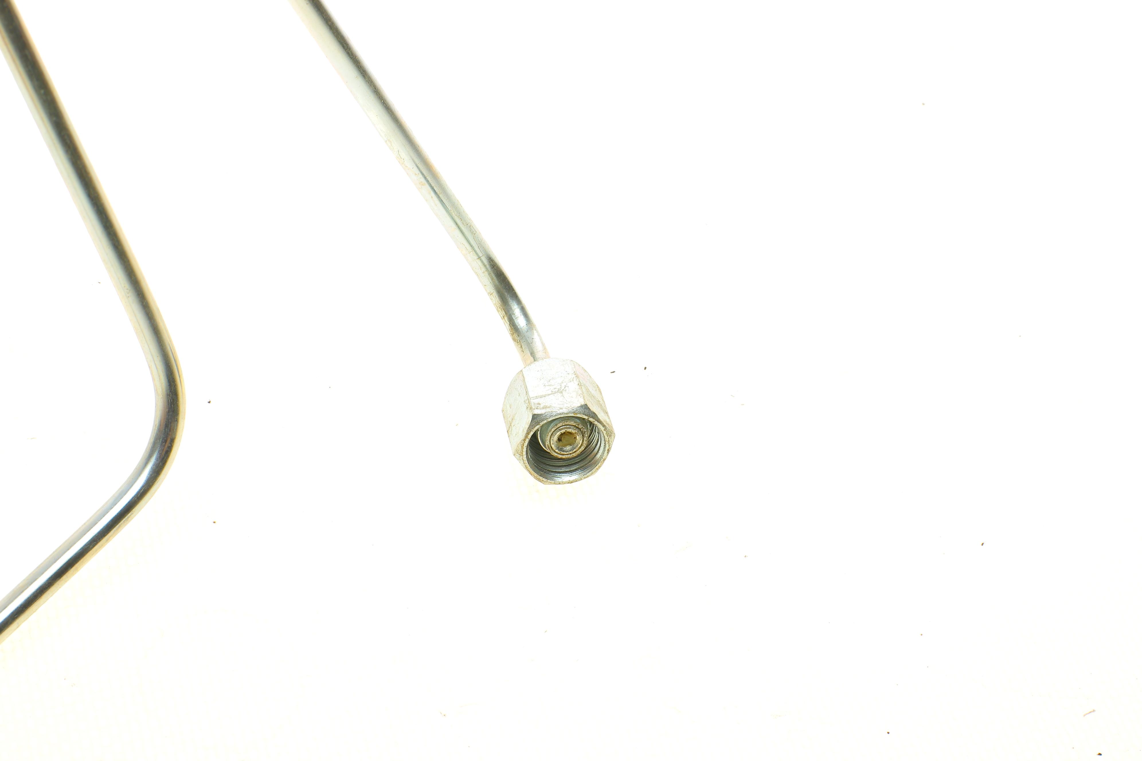 Трубка паливна MB OM601 (1 цил.) (0858)