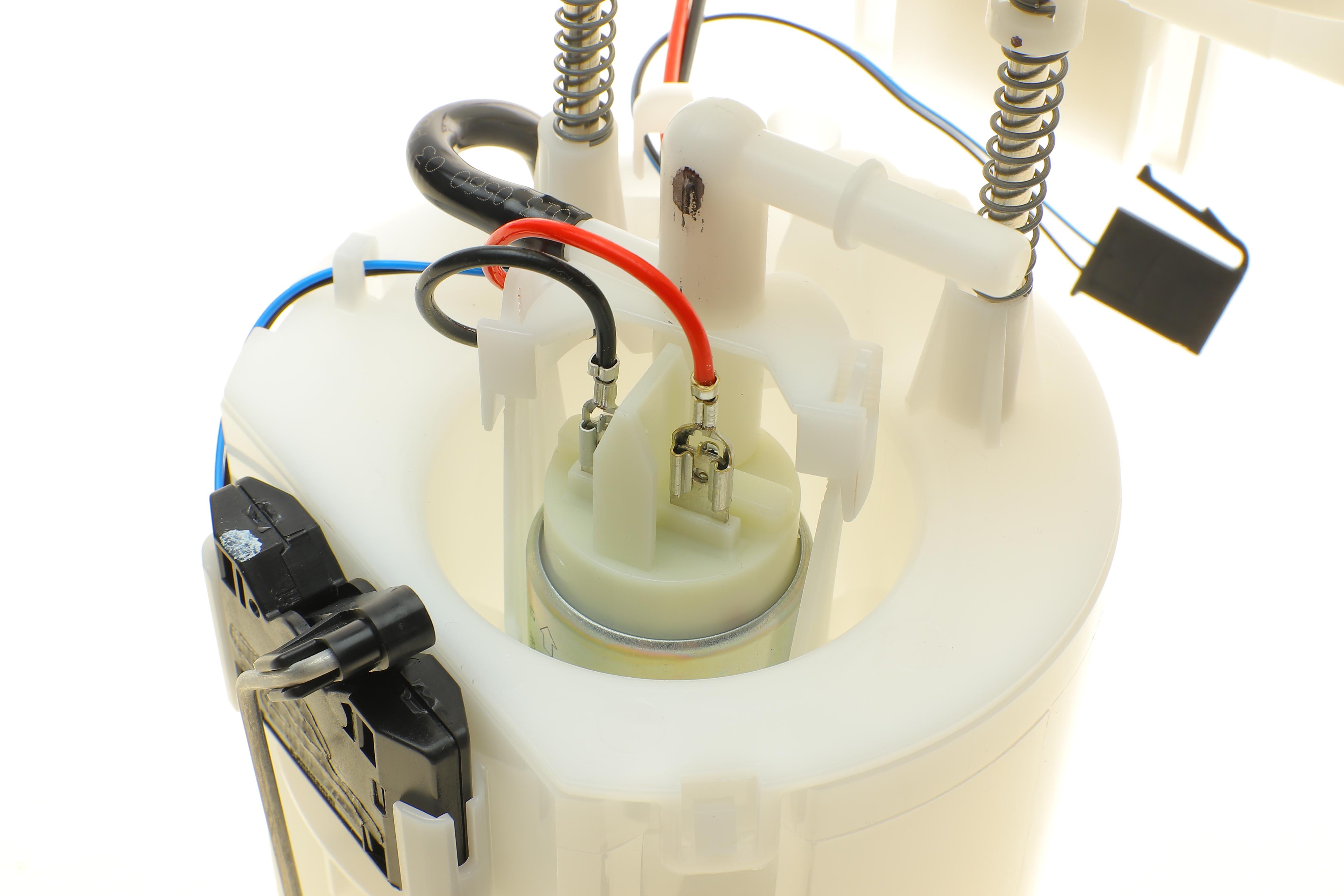 Насос паливний в бак MB C-class (W204)/E-class (W212) 1.6/1.8 07-15 (M271)