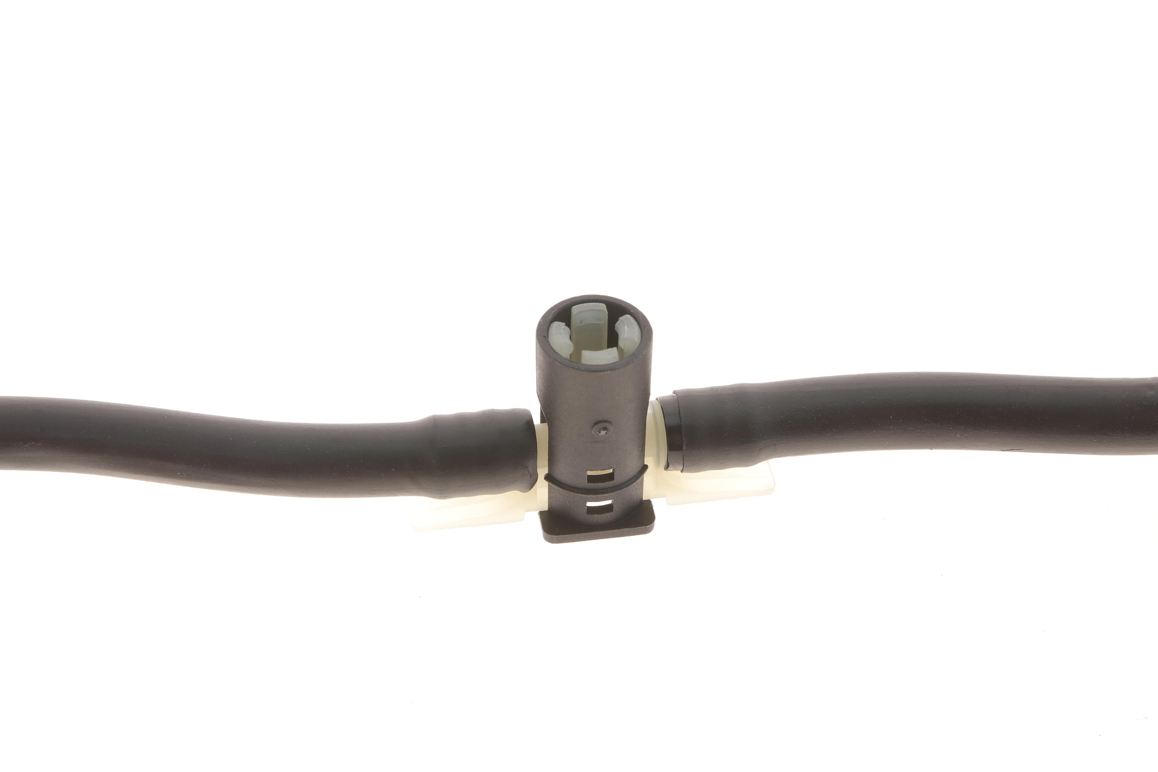 Шланг обратки Renault Trafic/Opel Vivaro 2.0CDI 06-