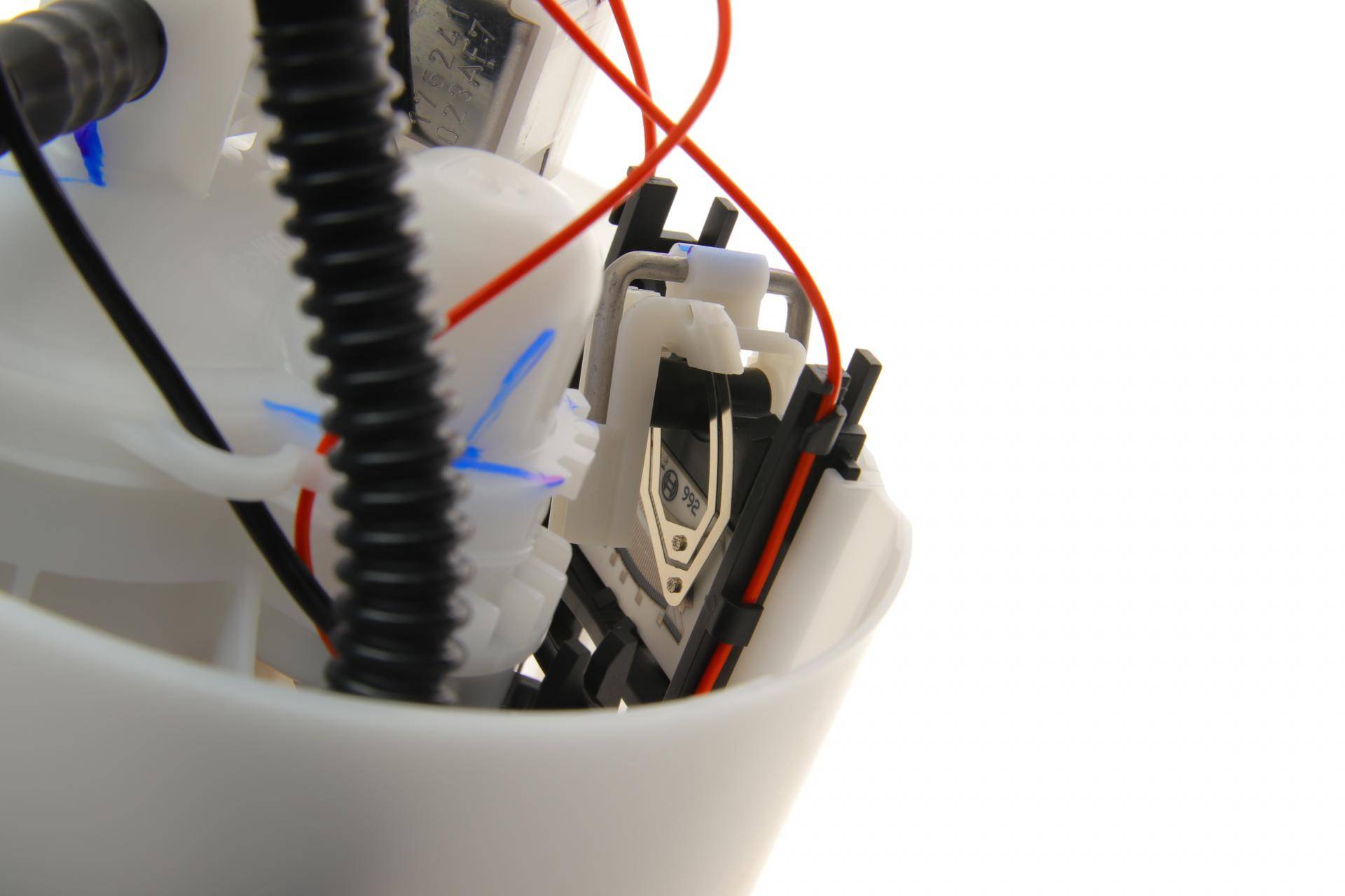 Насос паливний в бак Opel Corsa D 1.0-1.2 06-14