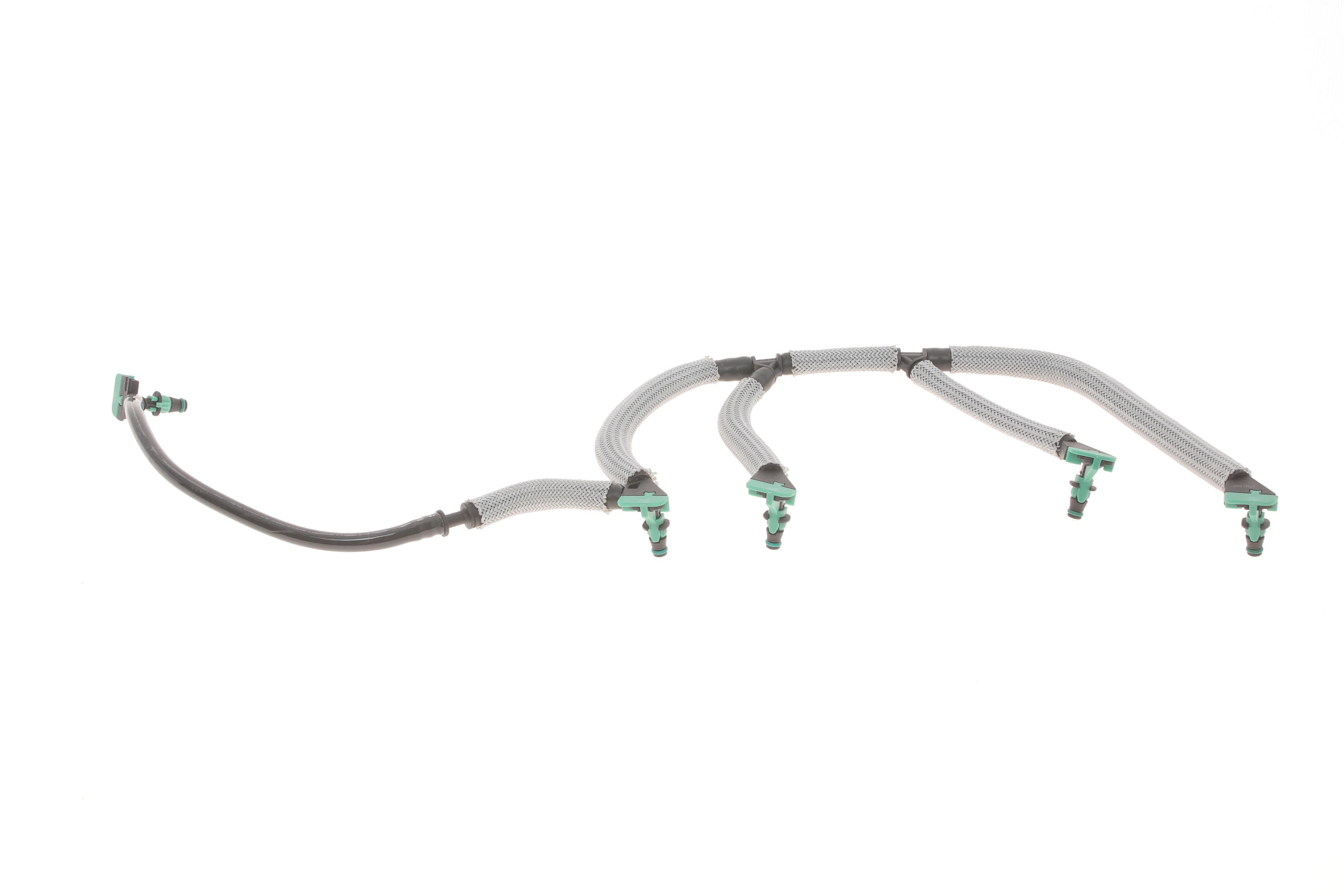 Шланг зливний Citroen C4/C5 III/Peugeot 3008/508 BlueHDi 09-