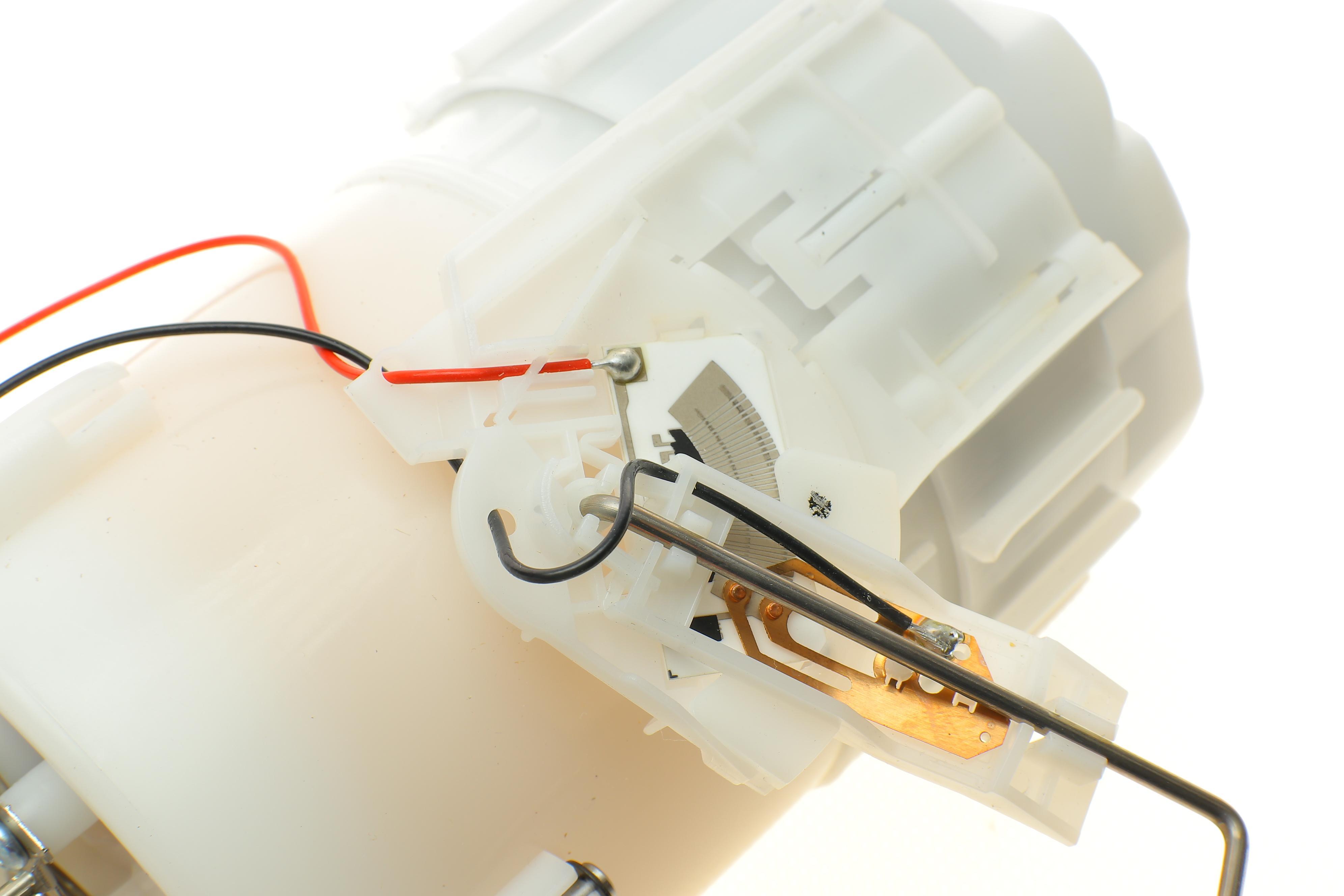 Насос паливний Renault Kangoo 1.6 16V 08- (HÜCO)