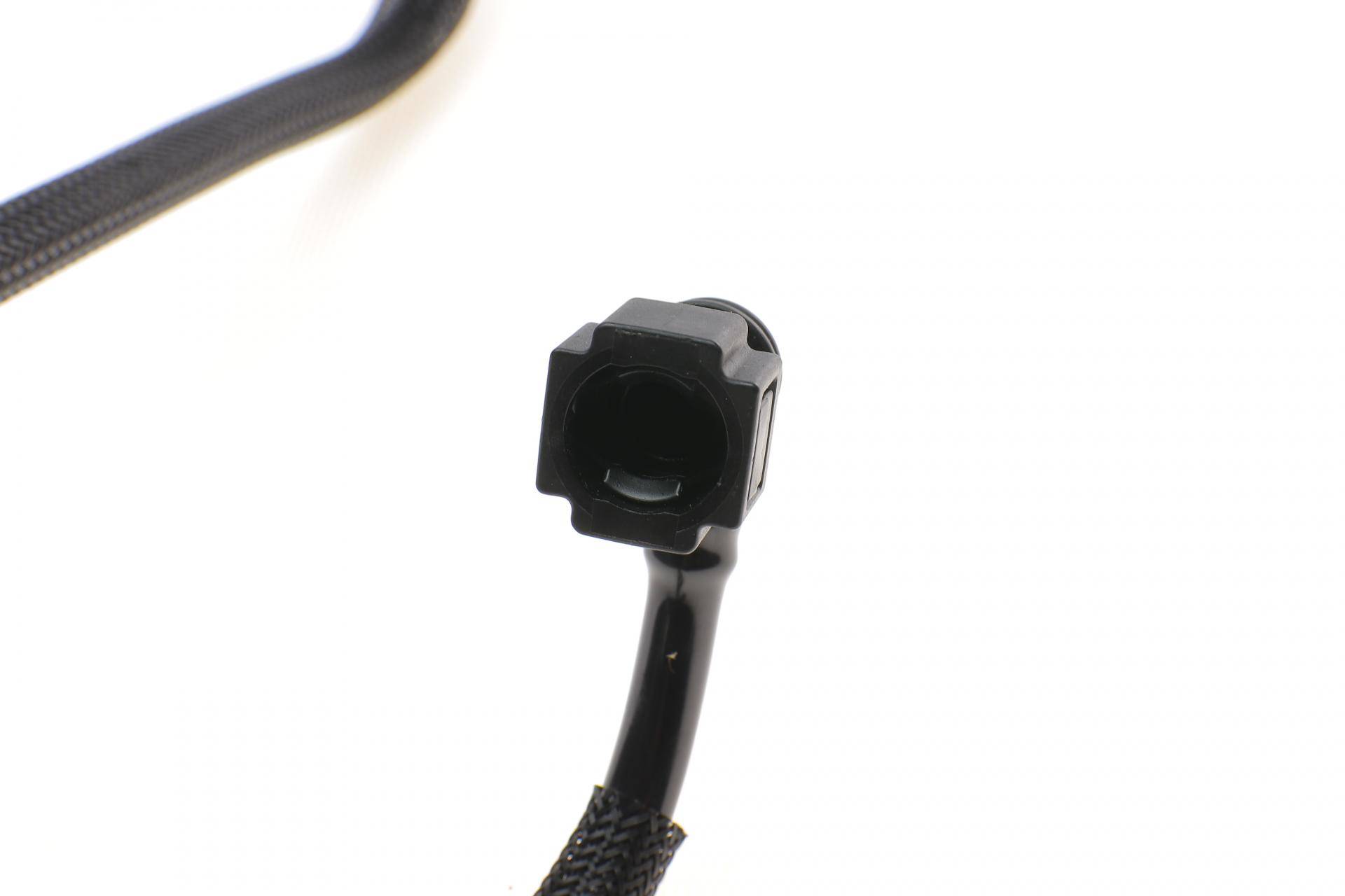 Паливна трубка (магістраль), паливний шланг Форд Фієста 5, Сітроен С1, Пежо 107 -1,4 HDi 05-14 (metal type)