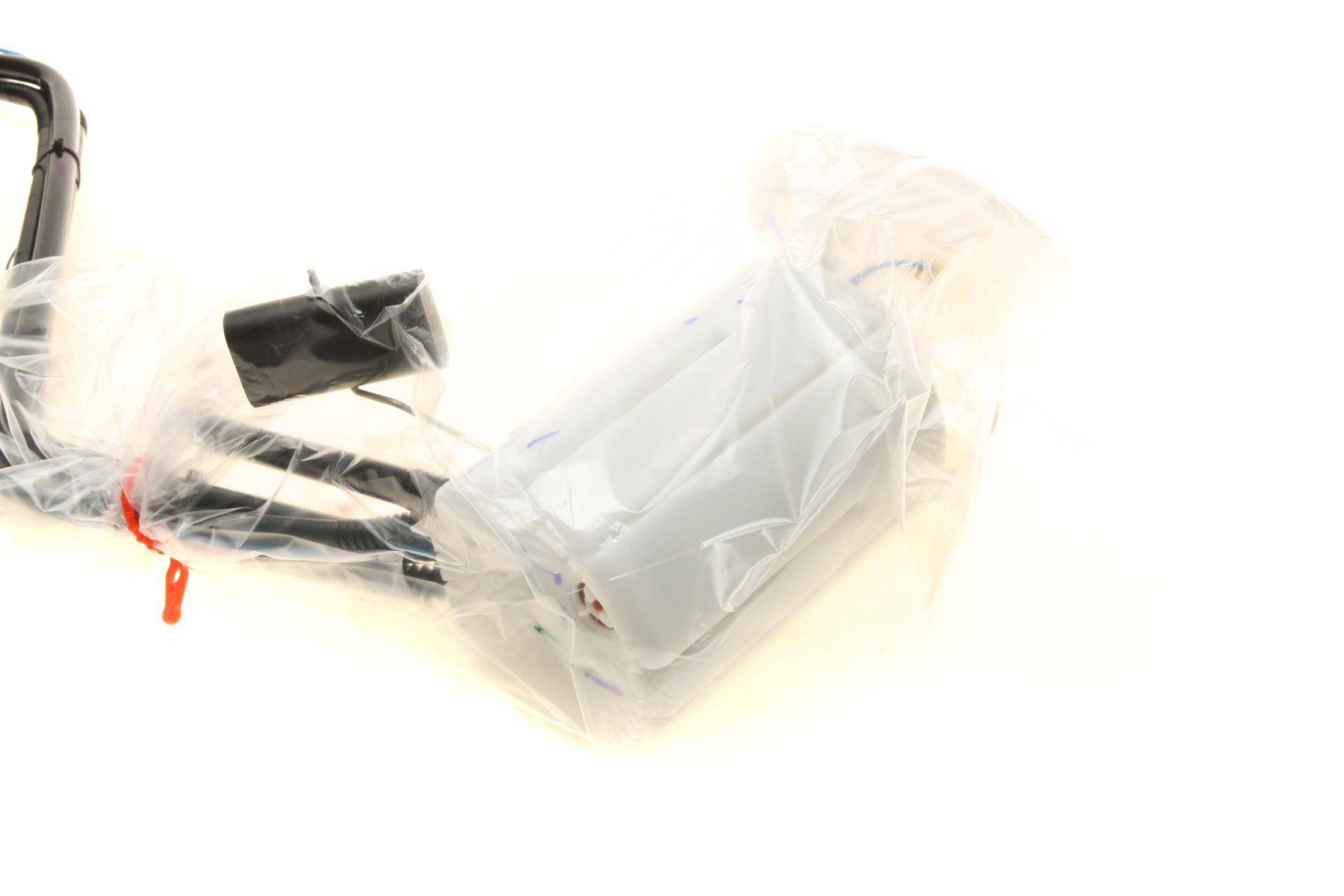 Насос паливний BMW 5 (E60) 04-10 (N52)