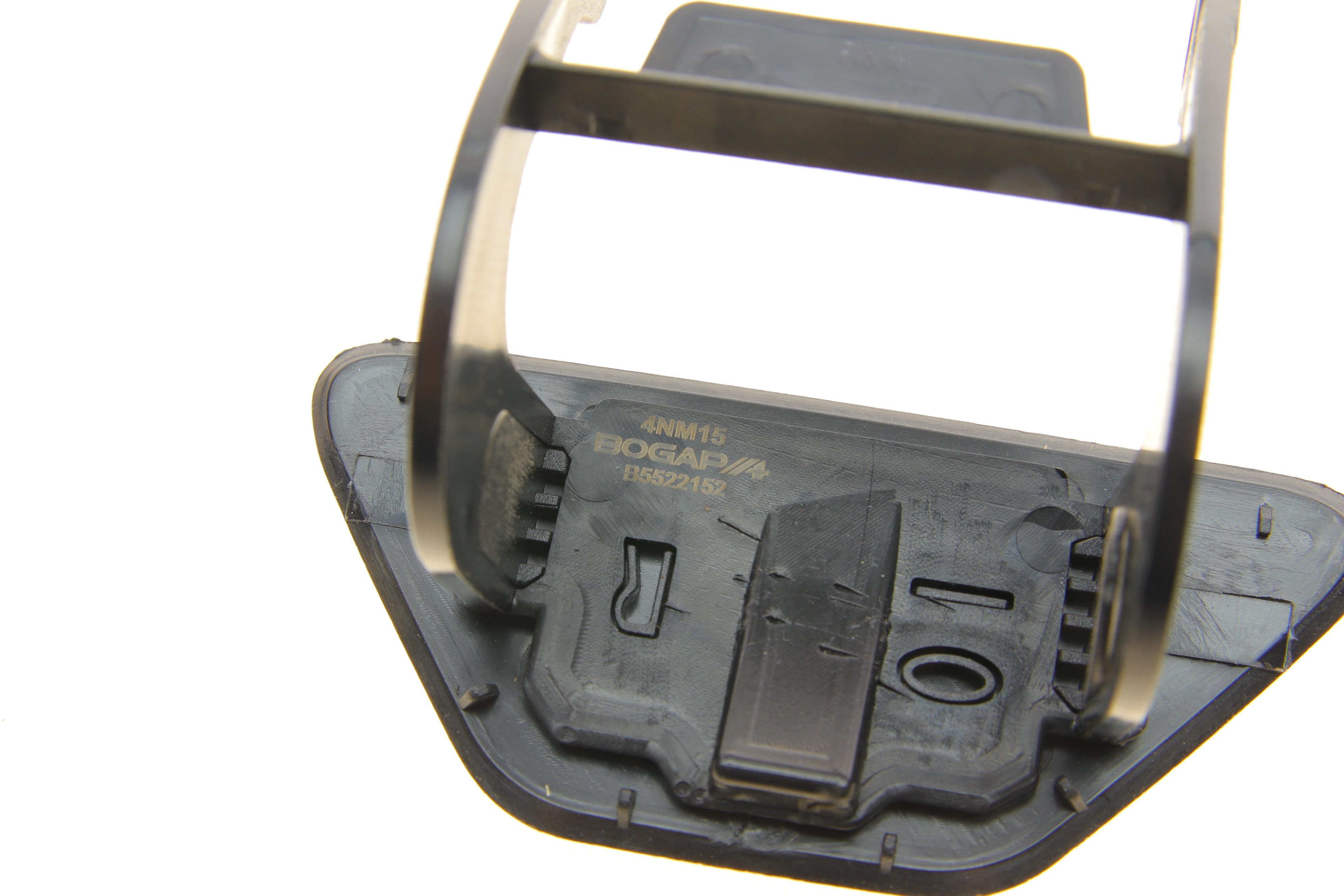 Заглушка омивача фар BMW 5 (F10) 10-13 (R)