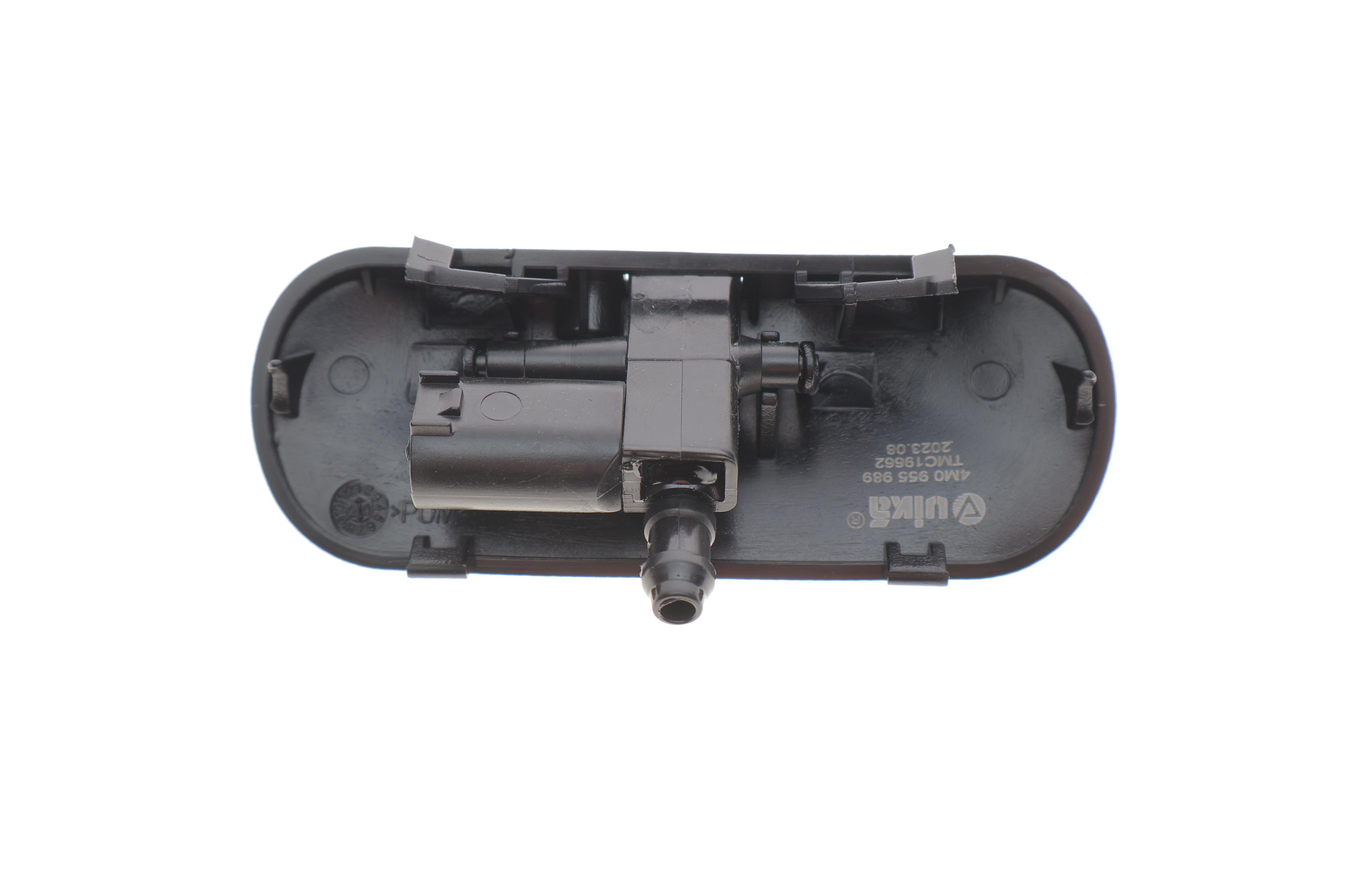 Форсунка омивача скла Audi Q7 2.0/3.0 TDI 15- (з підігрівом)