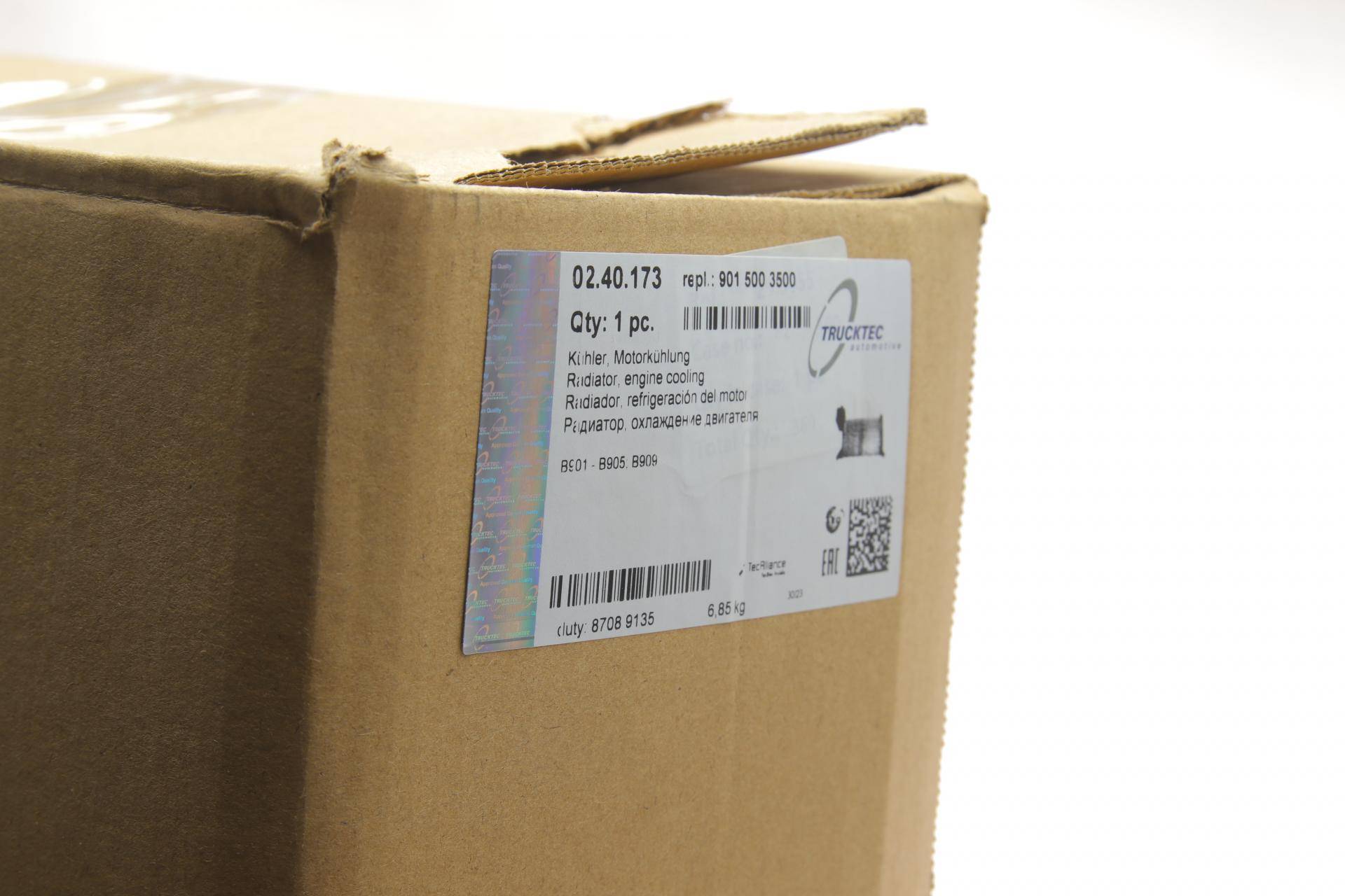 Радіатор охолодження MB Sprinter 2.2-2.7CDI 00-06