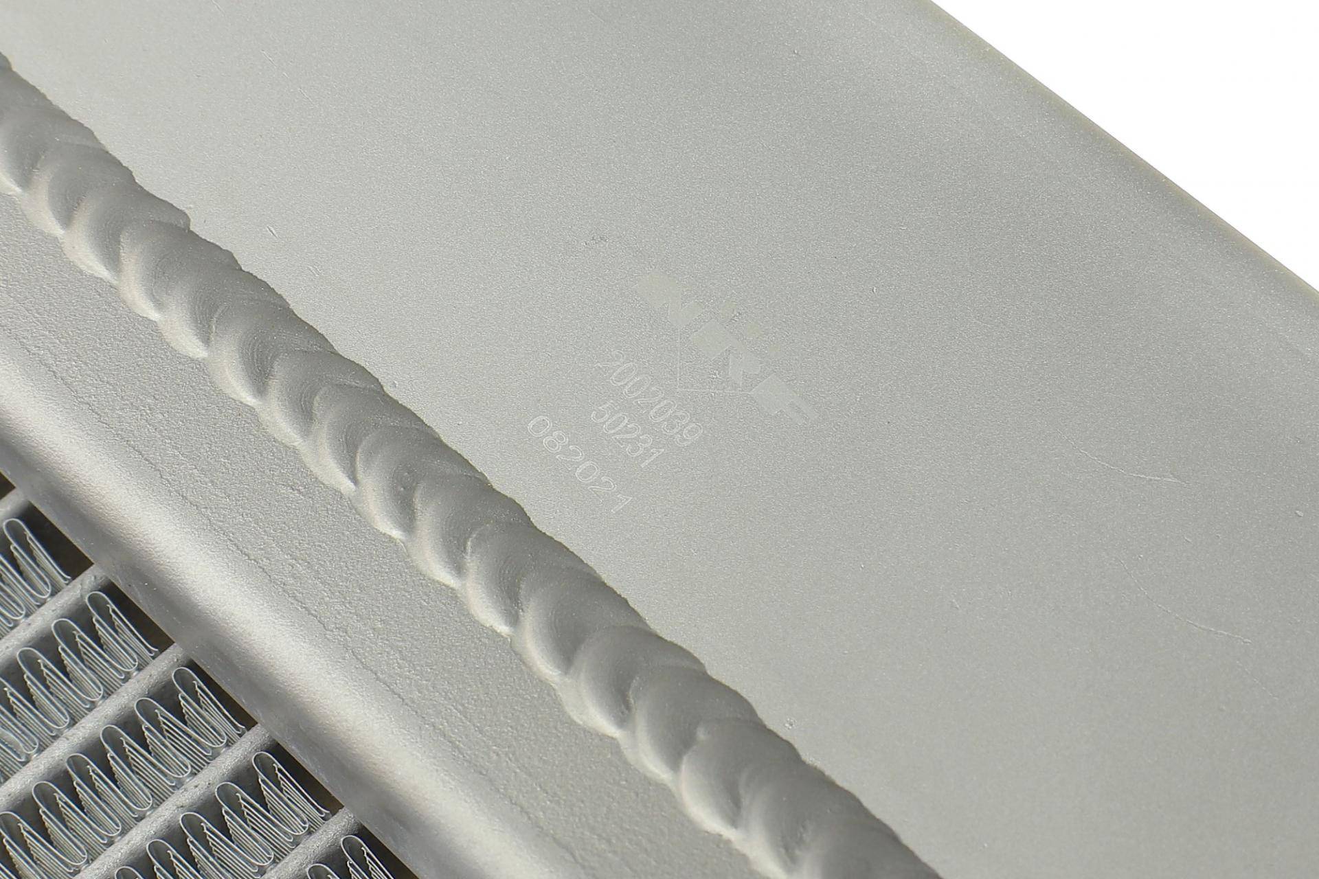 Радіатор охолодження Jeep Cherokee/Grand Cherokee 2.5TD 4x4 88-01