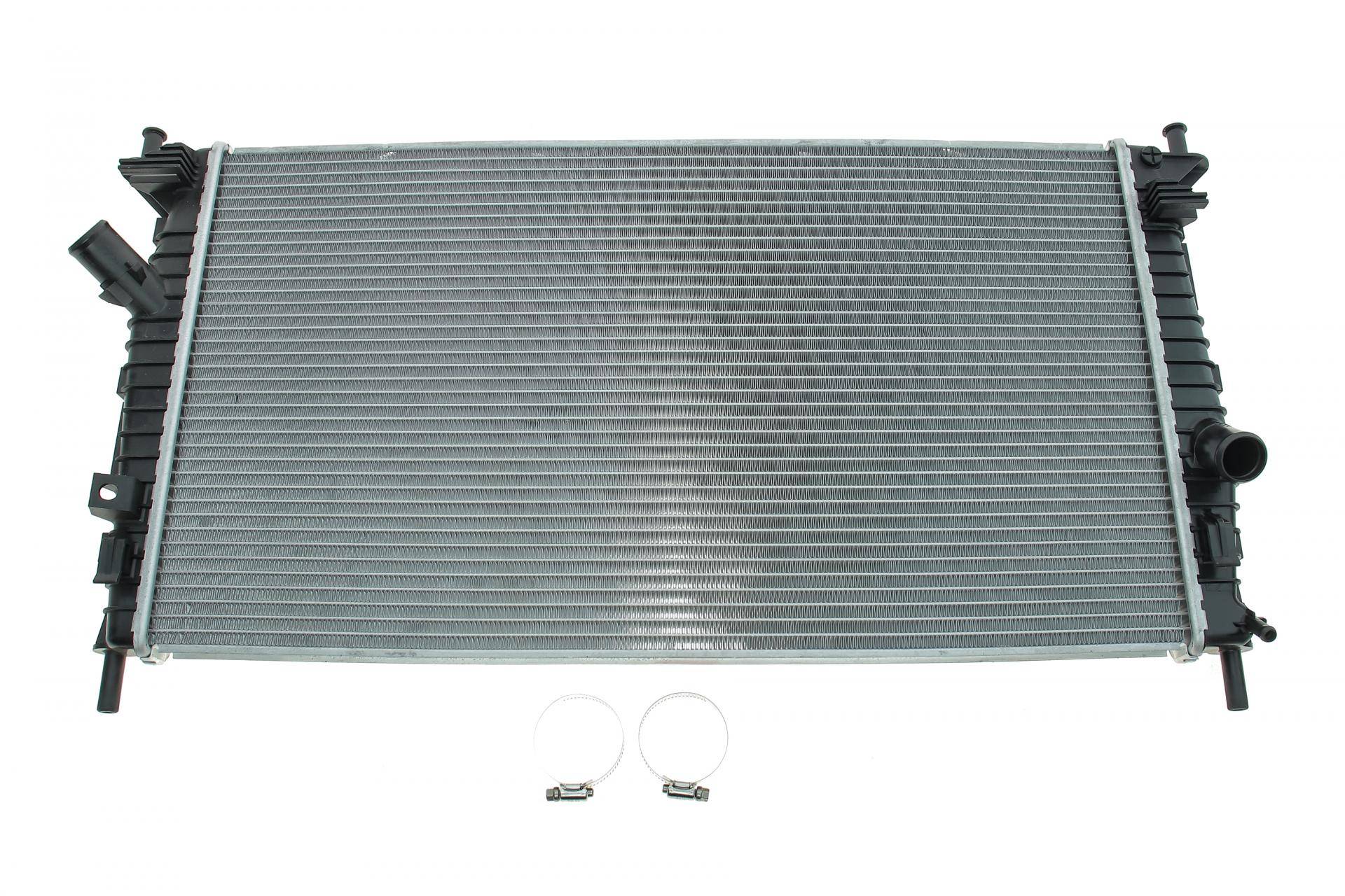 Радіатор охолодження Ford Focus/Mazda 3 03-12