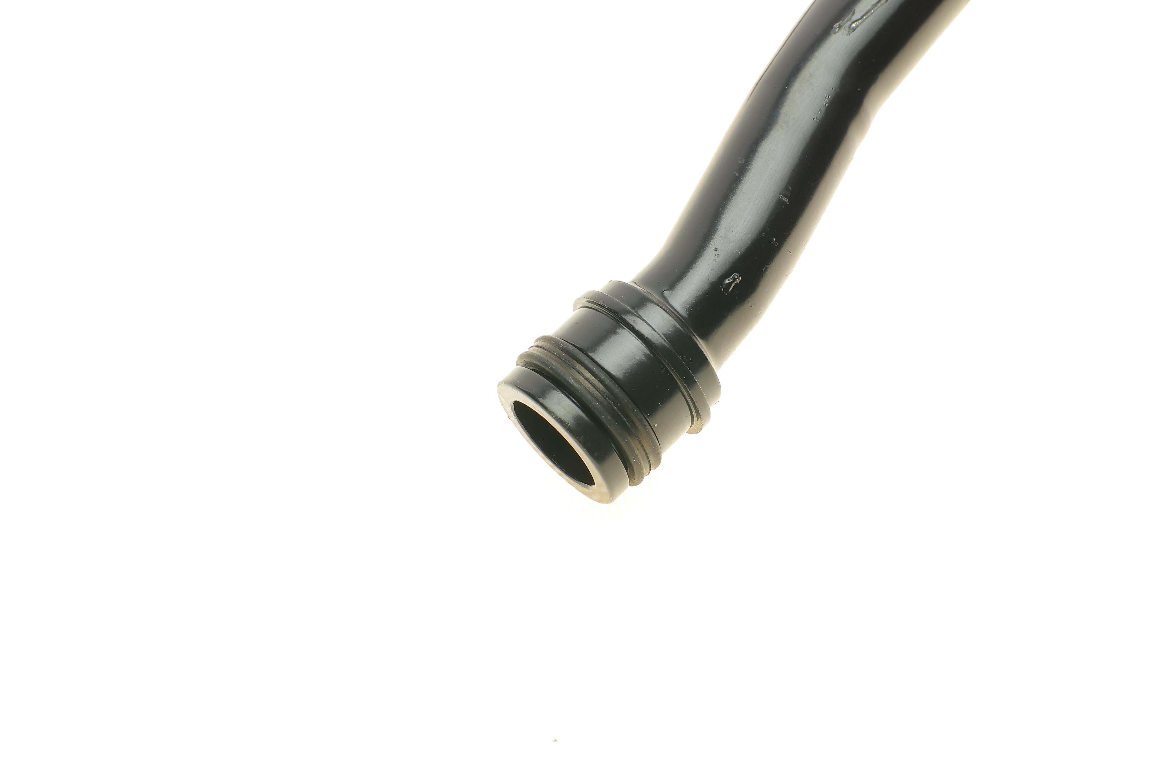 Патрубок системи охолодження VW T5 1.9TDI 03-09