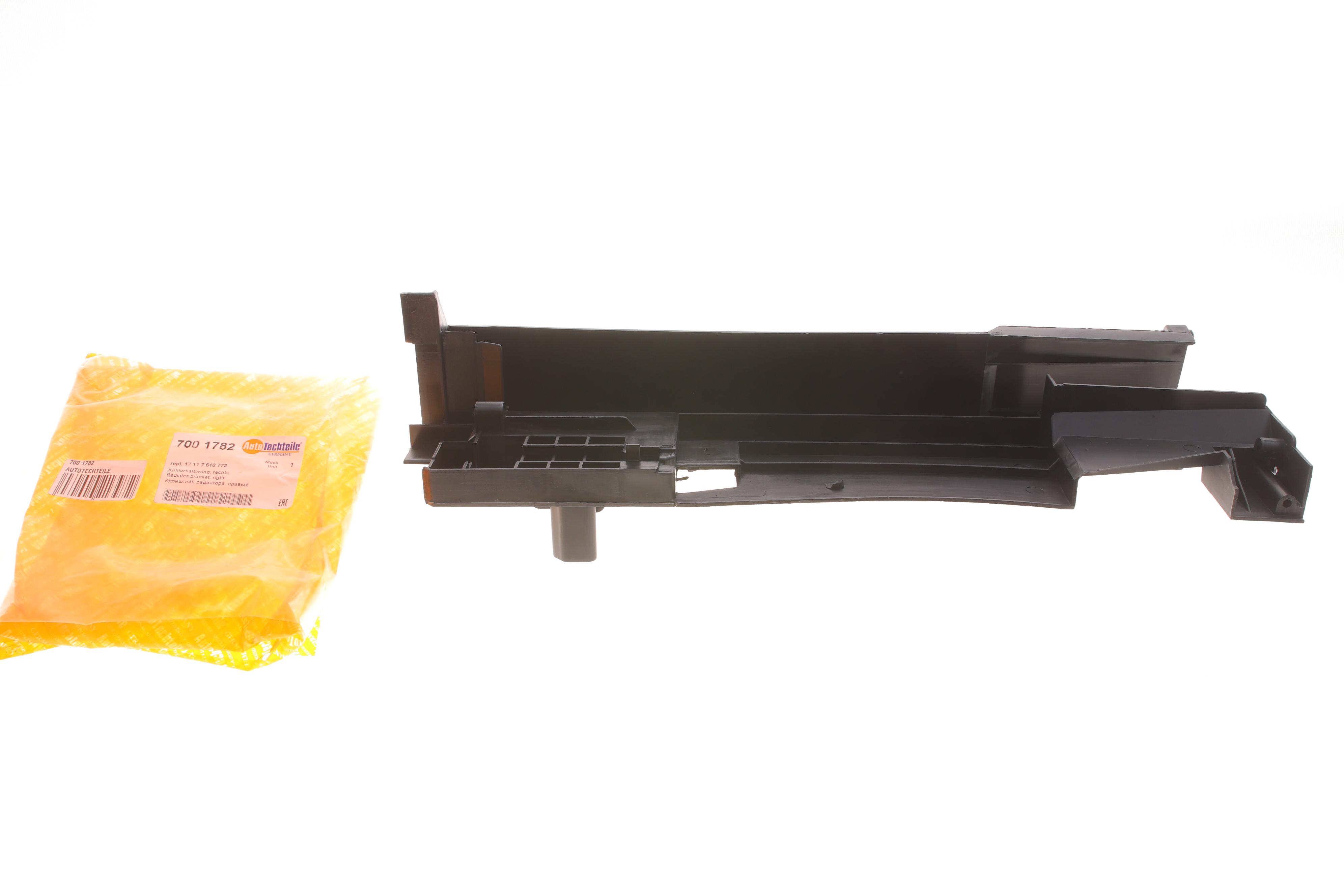 Кронштейн радіатора BMW 5 (F07/F10) 10-17 (R)