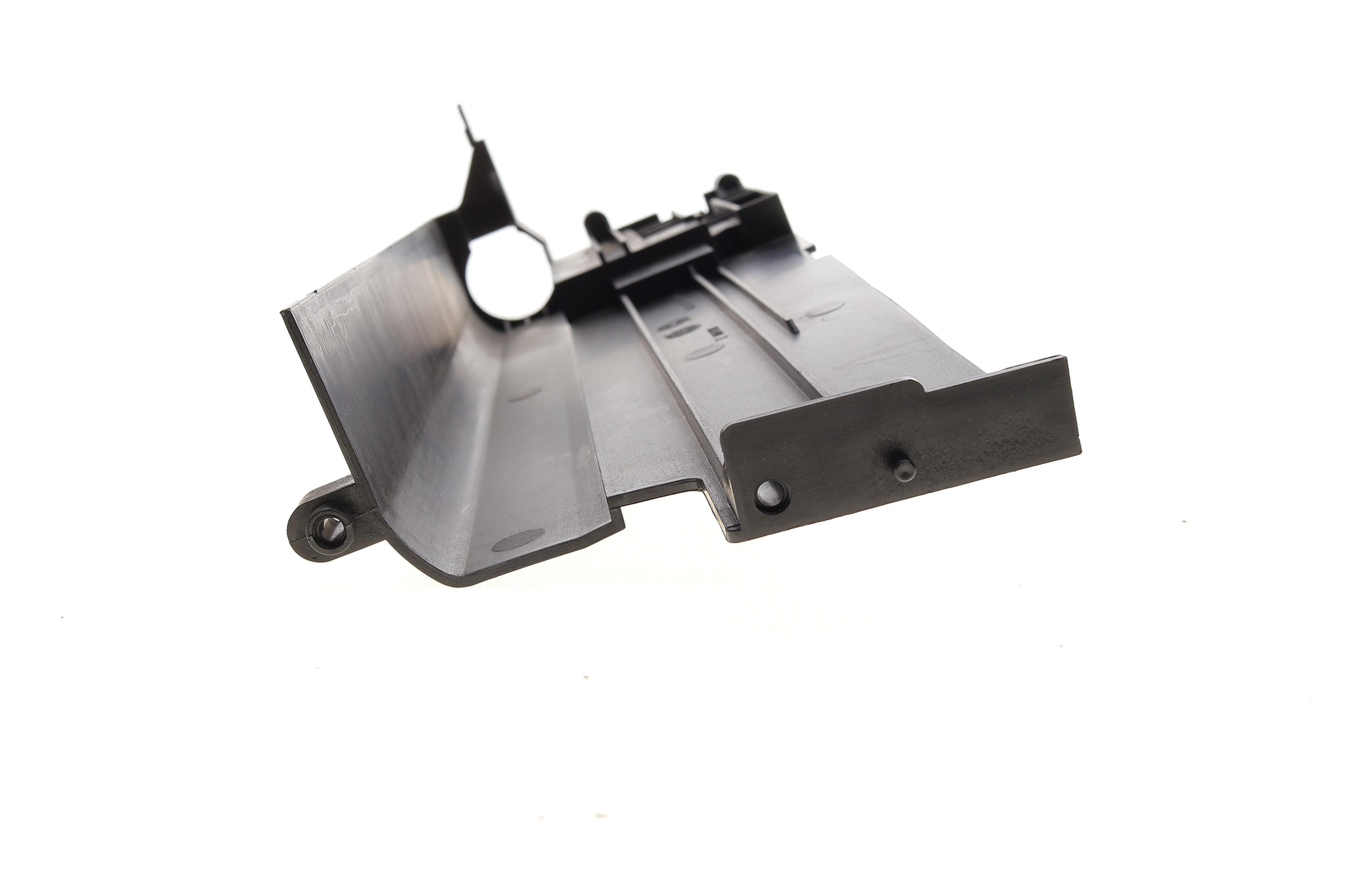 Кронштейн радіатора BMW 5 (F07/F10) 10-17 (L)