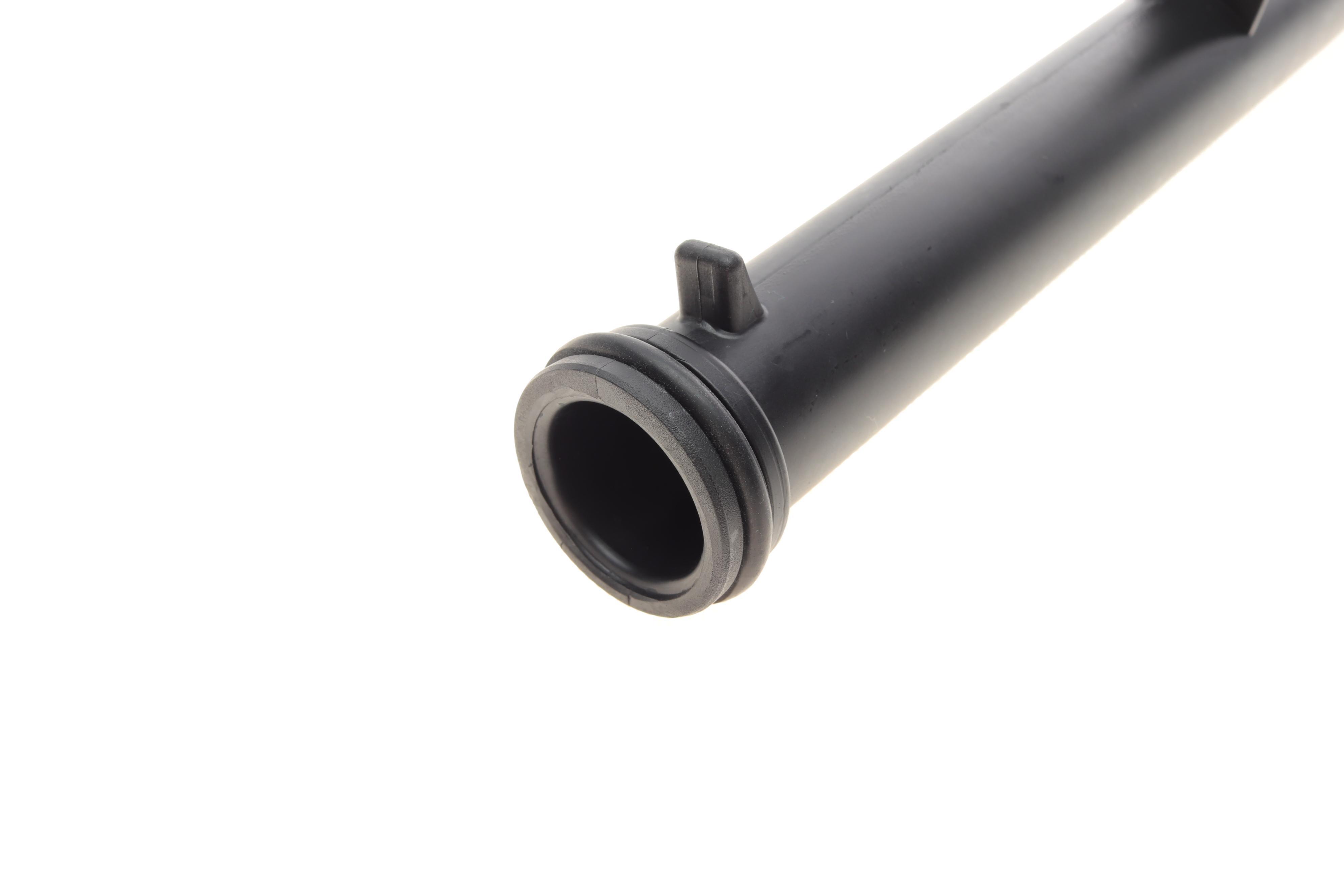 Патрубок системи охолодження Renault Kangoo 1.6 16V 01-