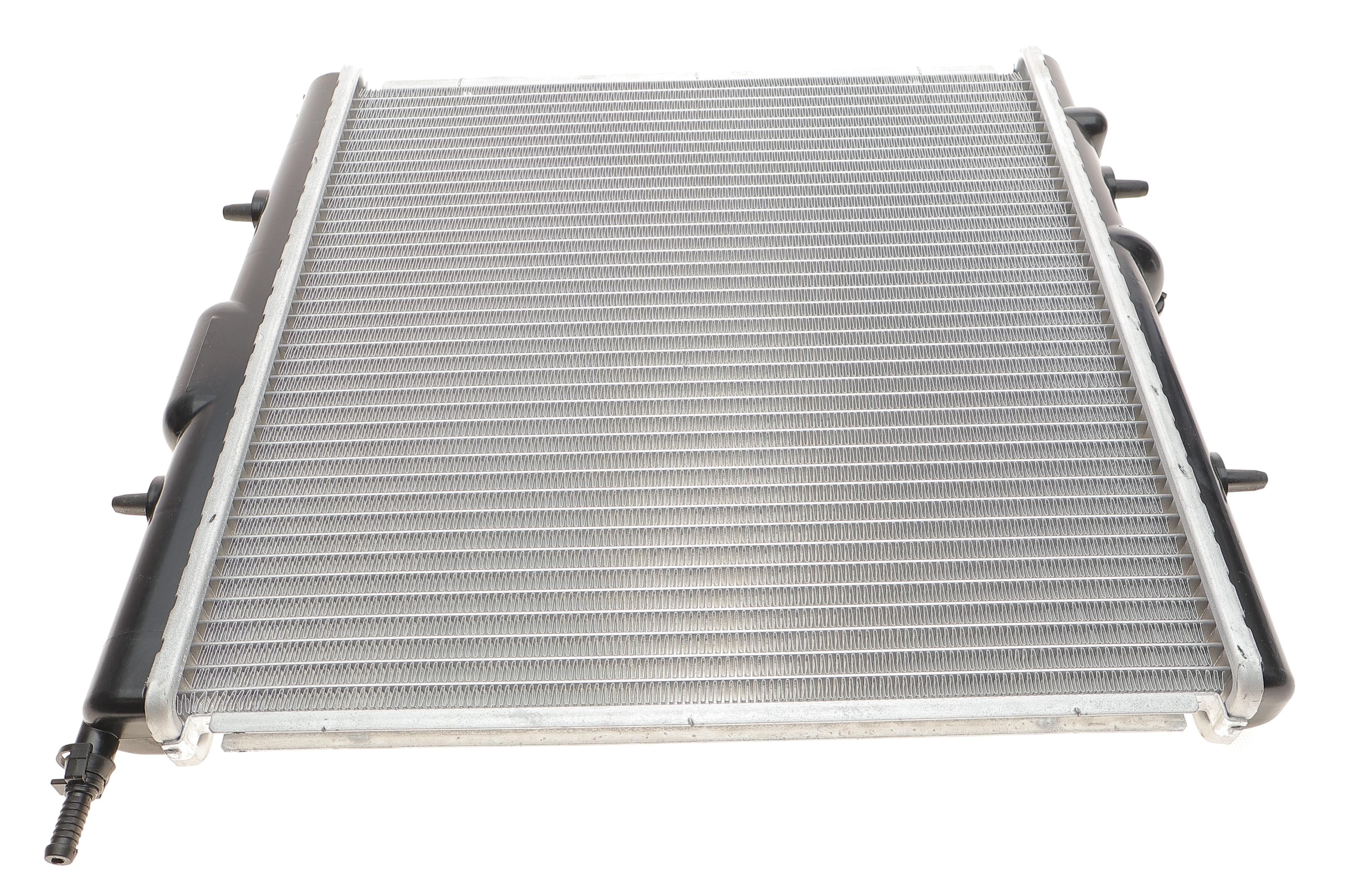 Радіатор охолодження Peugeot 206 1.1-1.6 02- (паяні ребра)