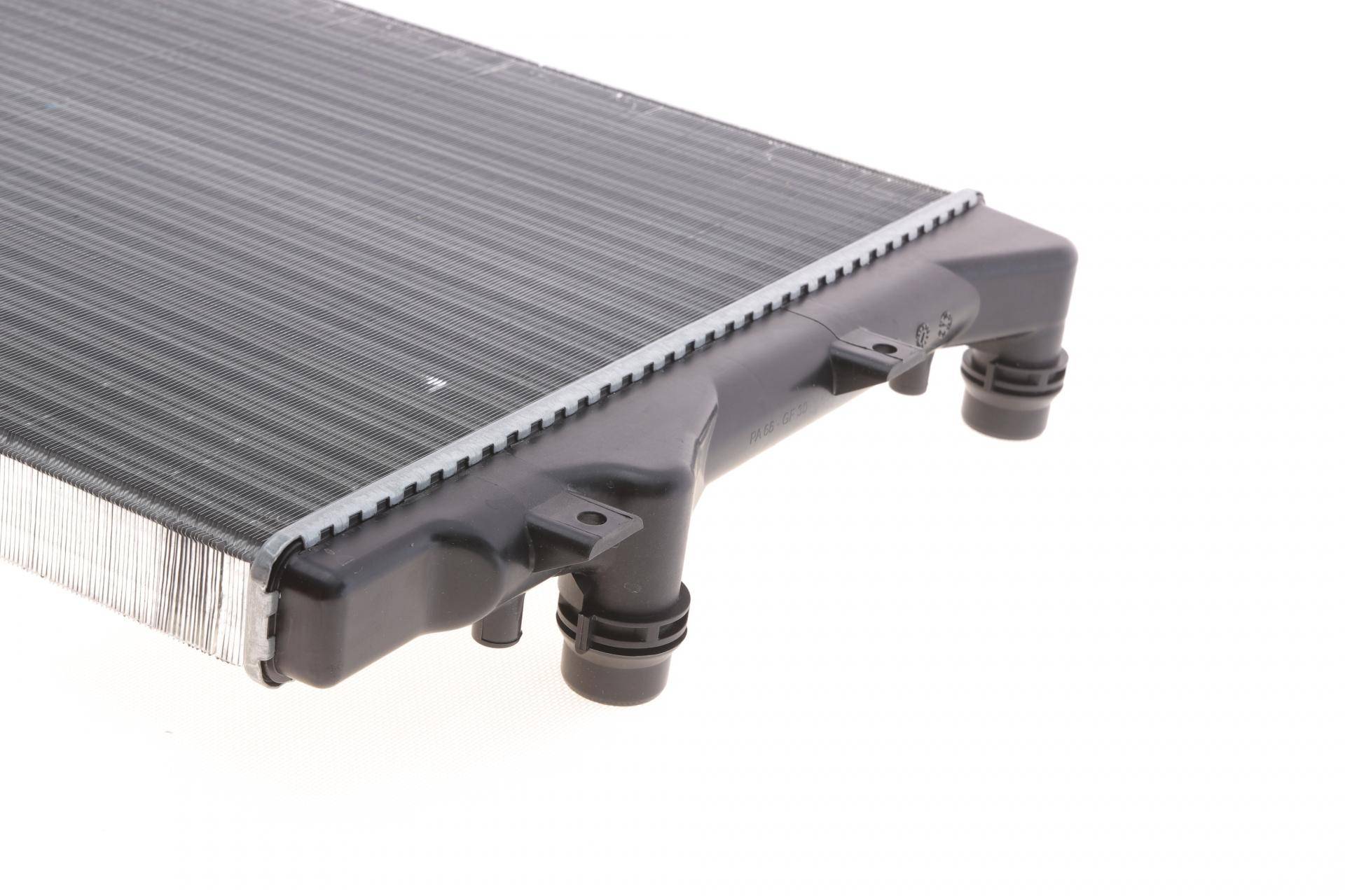 Радіатор охолодження VW Caddy III 1.9TDI BJB (+/- AC)