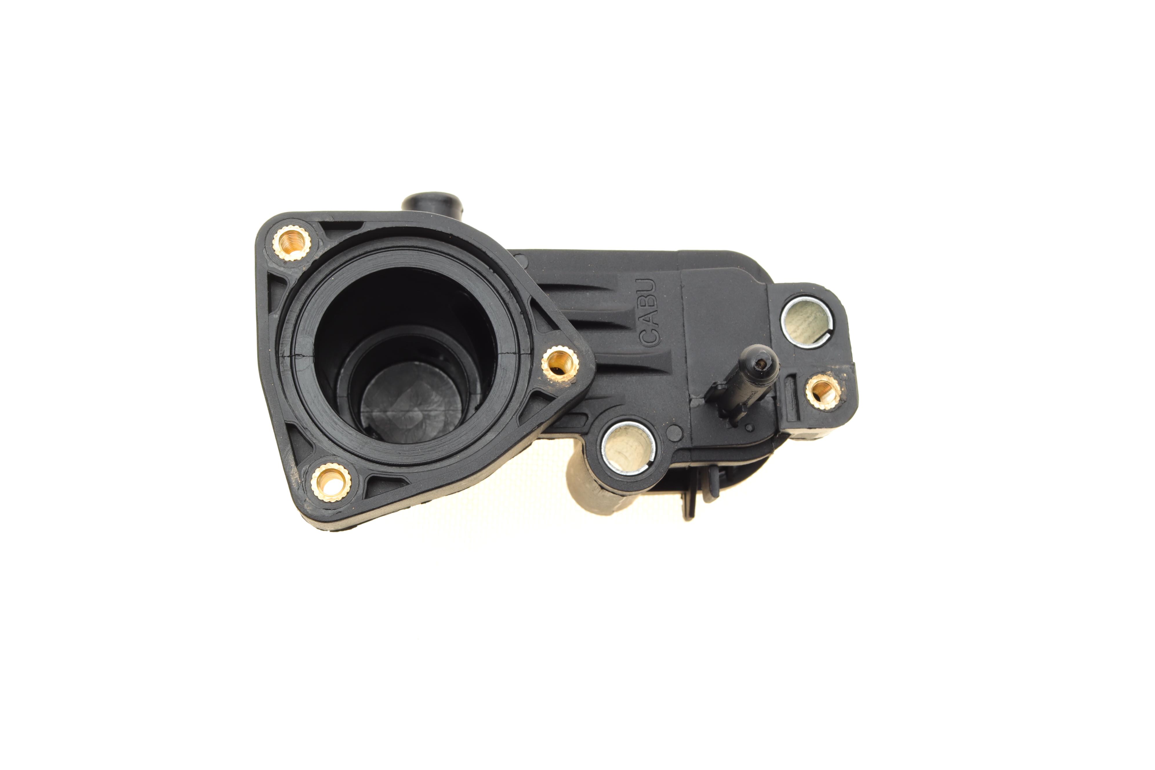 Корпус термостата Ford Connect 1.8D (пластик)