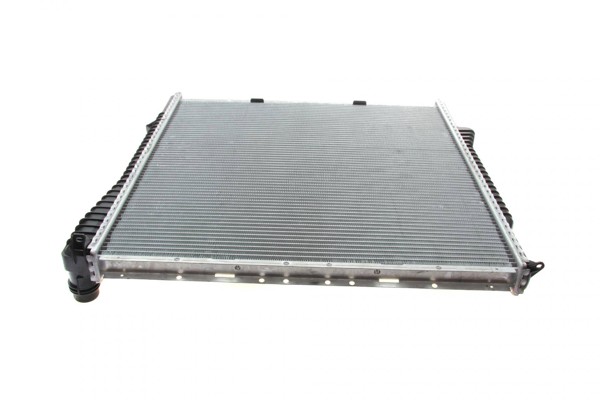 Радіатор охолодження BMW X5 (E53) 3.0d/3.0/4.4i 00-06 (M57/M54/M62)